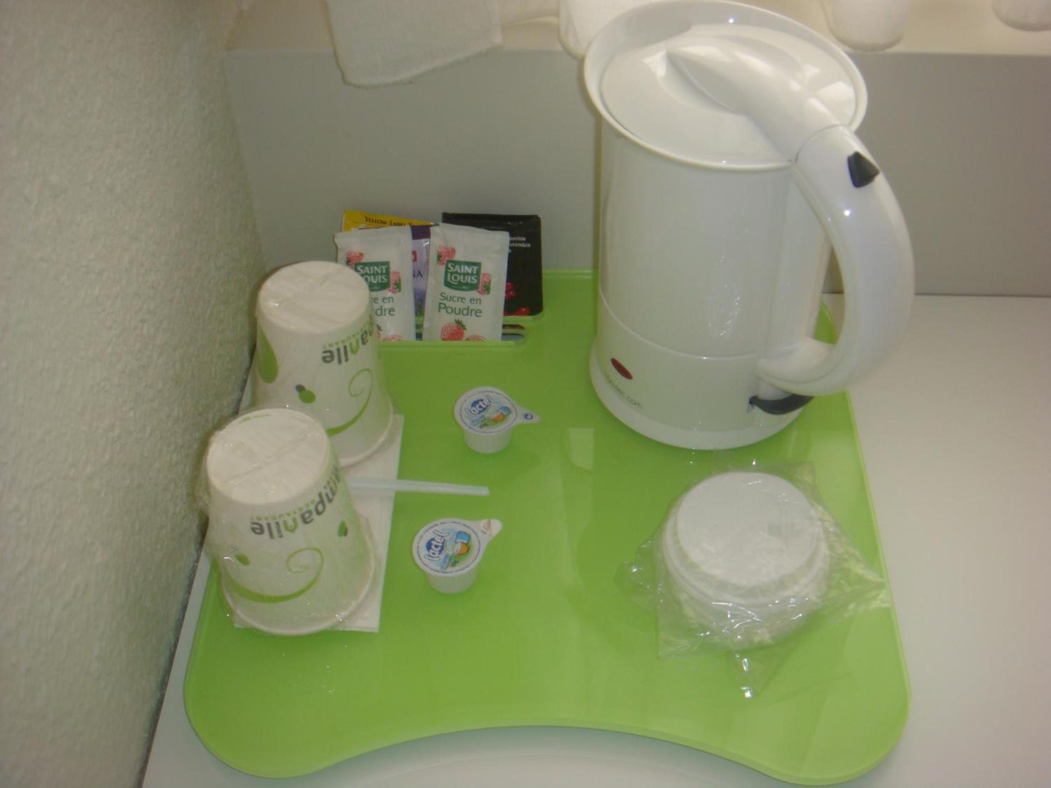Standard Double Room - Photo 5