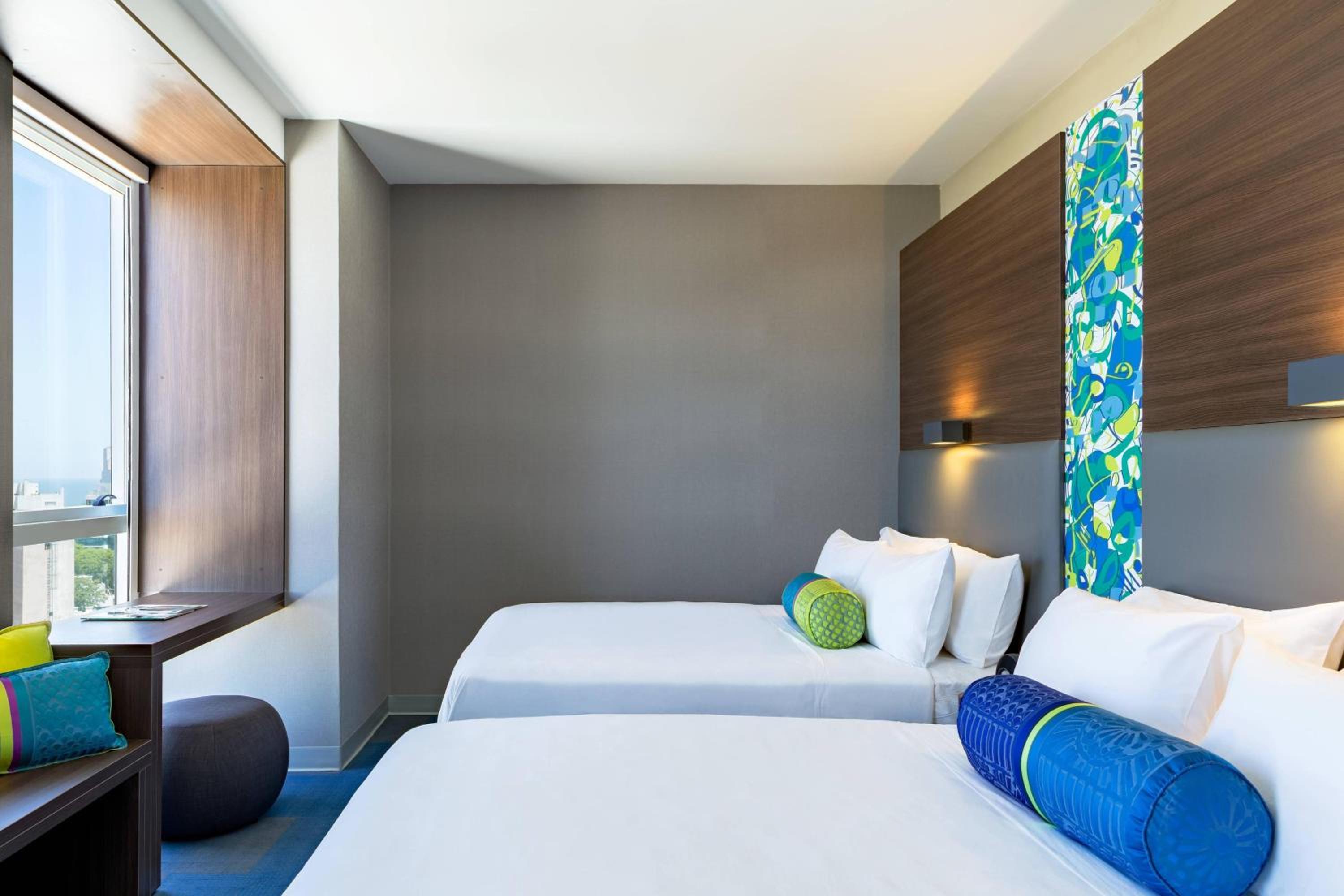 ALOFT, Guest room, 2 Queen, City view photo 2