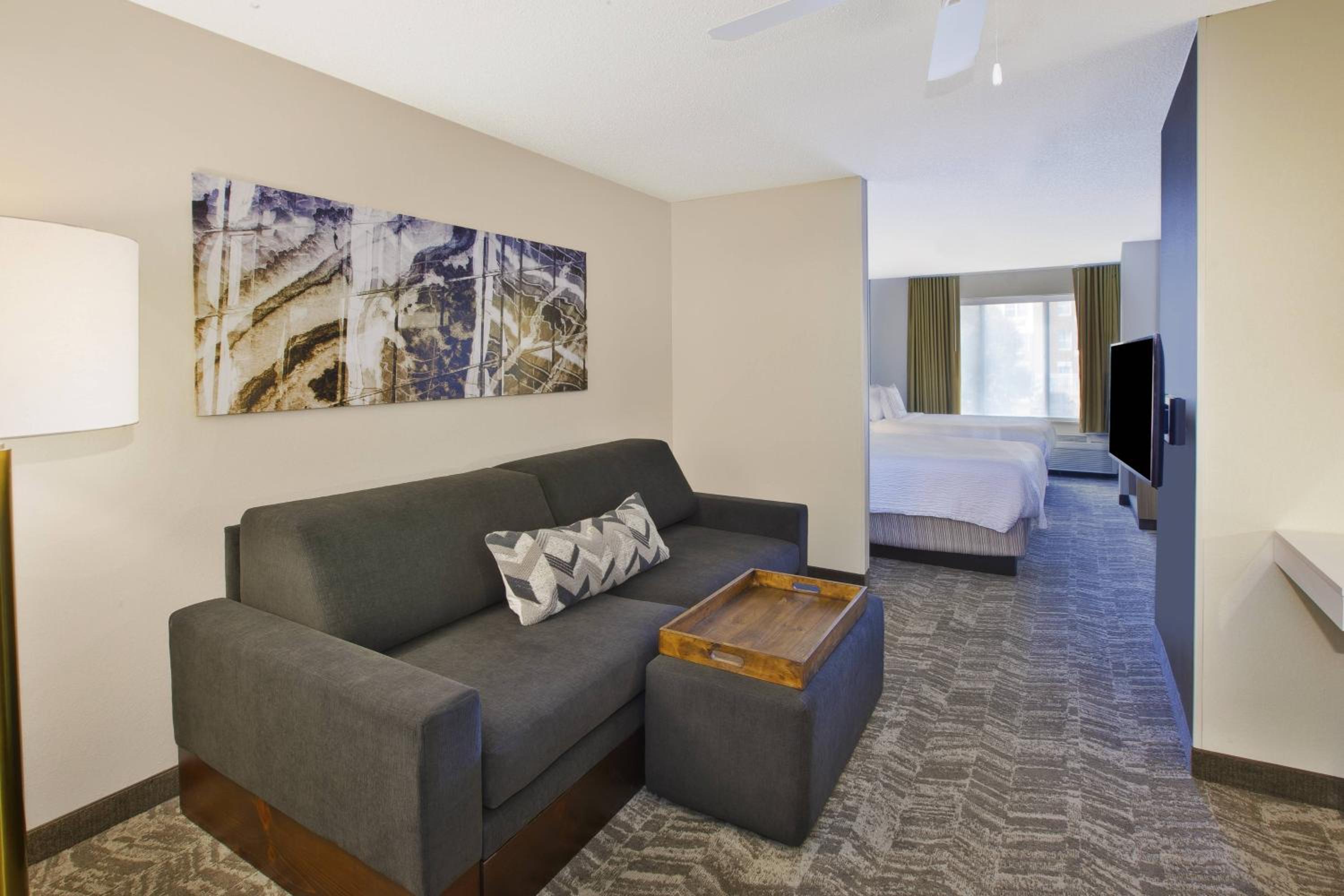 Queen Suite with Sofa Bed - Photo 1