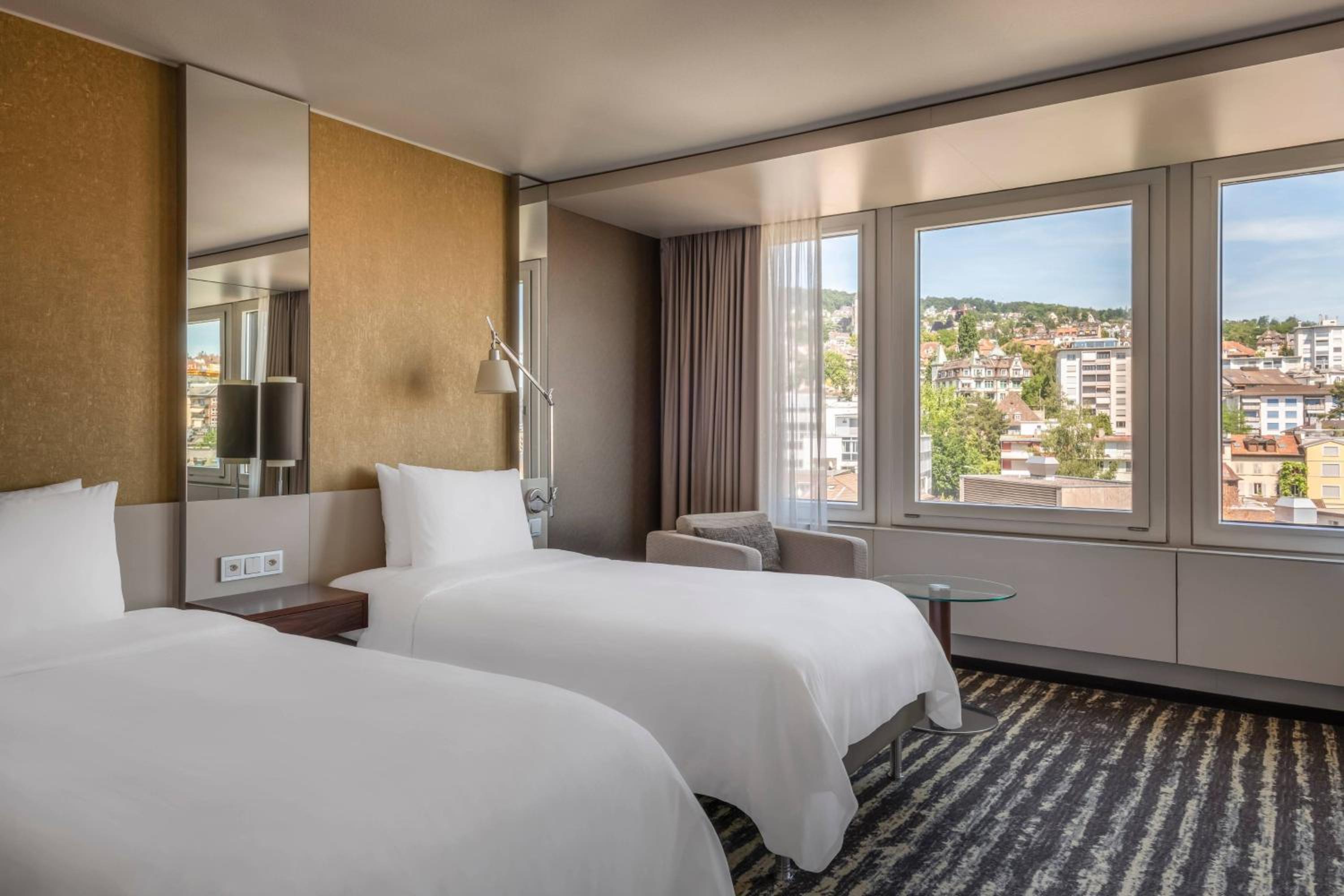 Deluxe Twin Room - Main Building - Photo 1