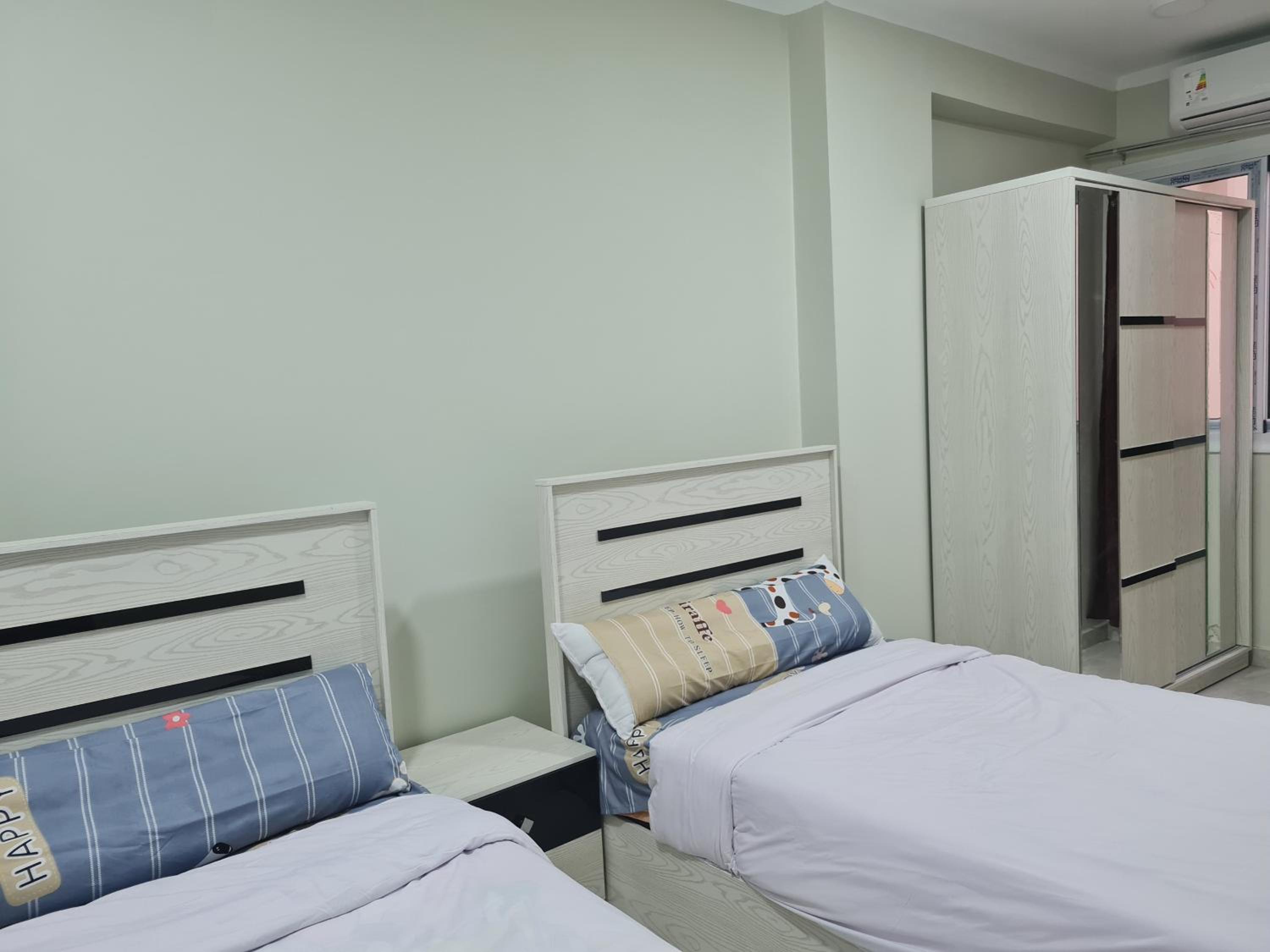 Two-Bedroom Apartment - Photo 4