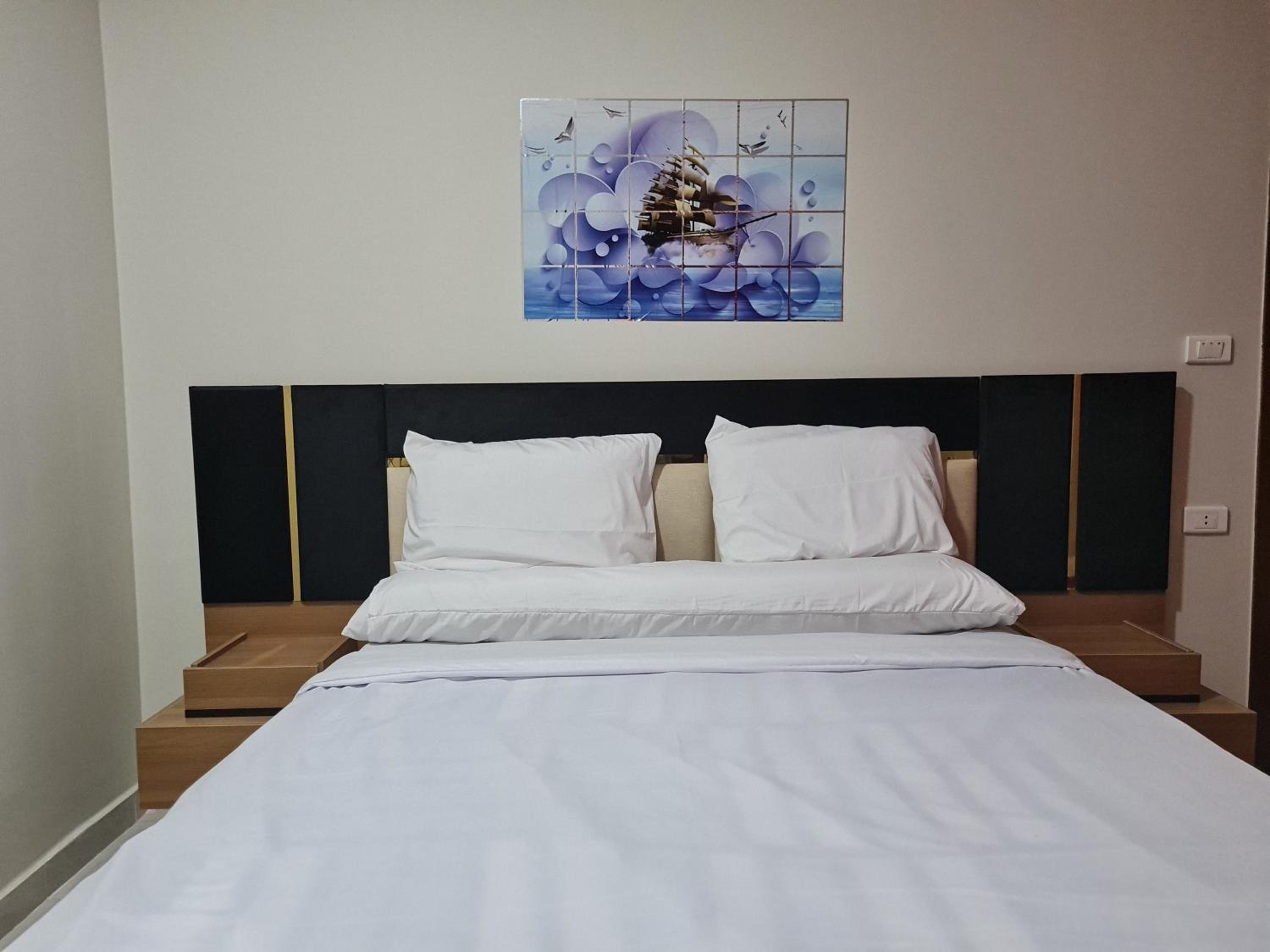 Two-Bedroom Apartment - Photo 11