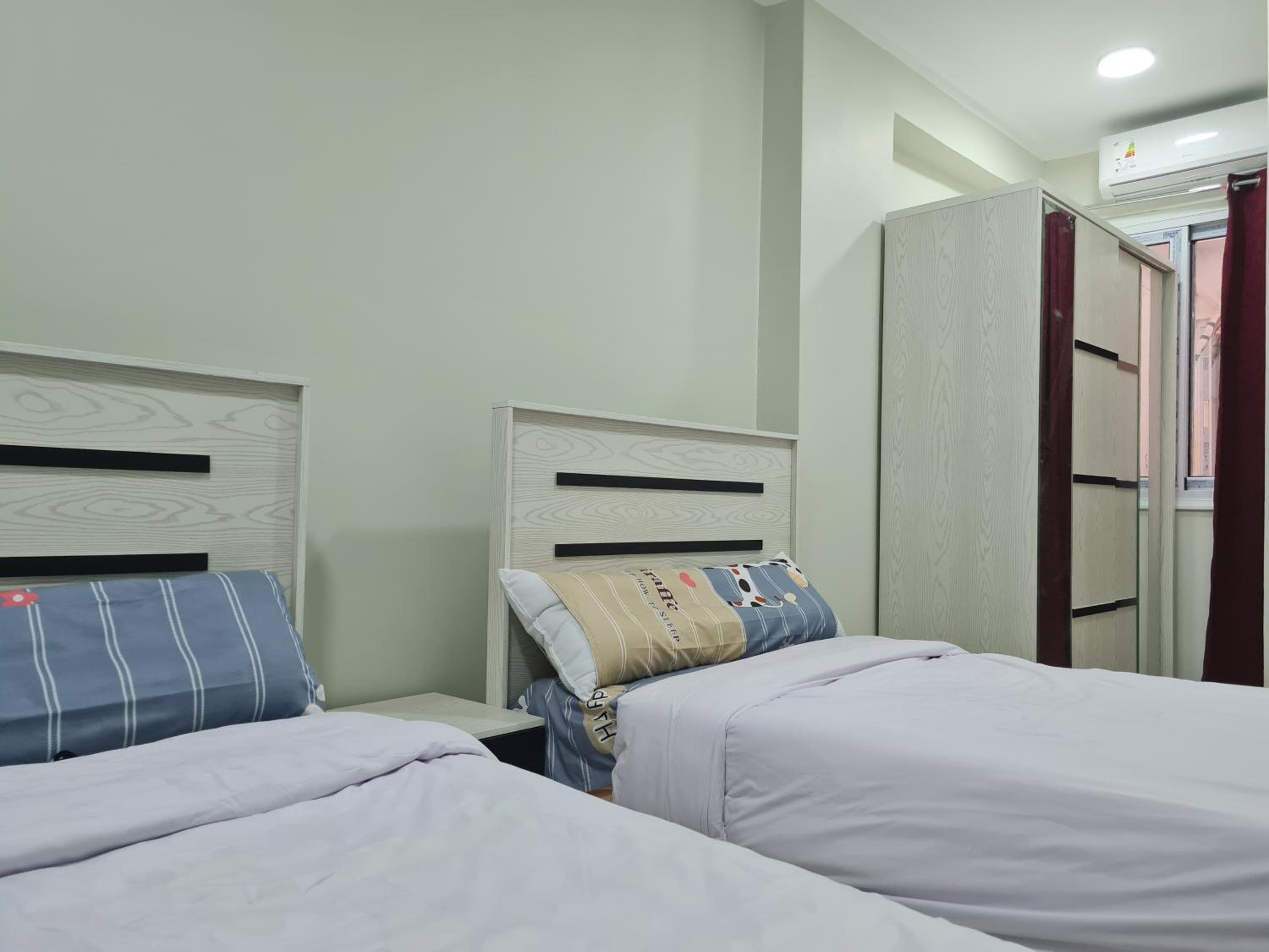 Two-Bedroom Apartment - Photo 19