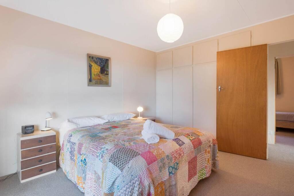 Two-Bedroom House photo 2