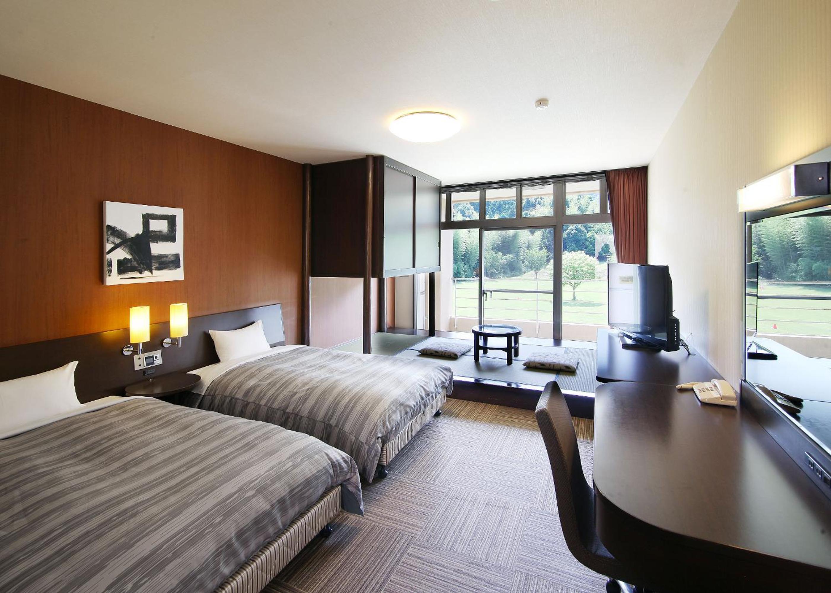 Twin Room with Tatami Area - Non-Smoking - Photo 3