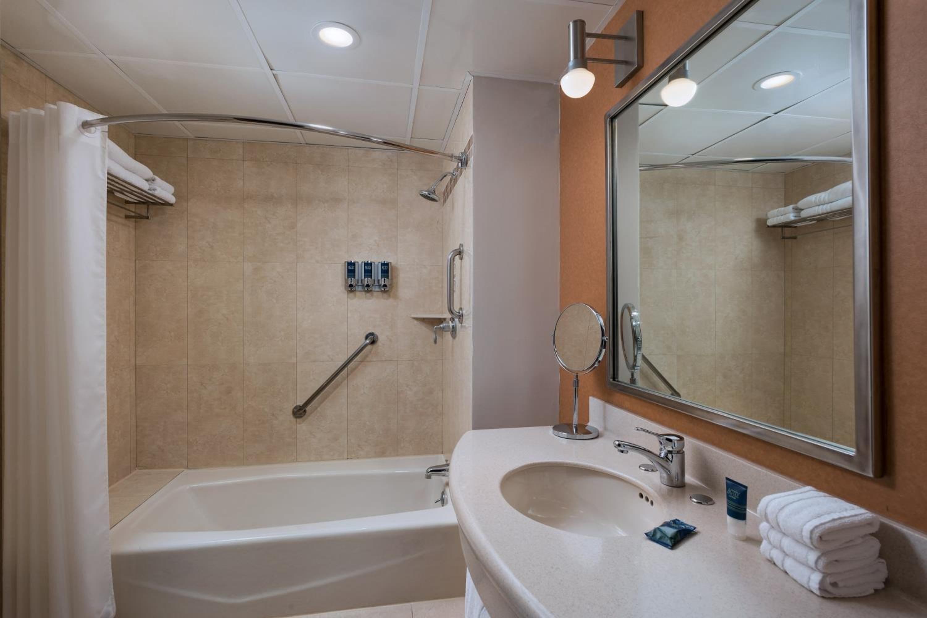 Superior Executive, Guest room, 2 Queen(s) - Photo 2