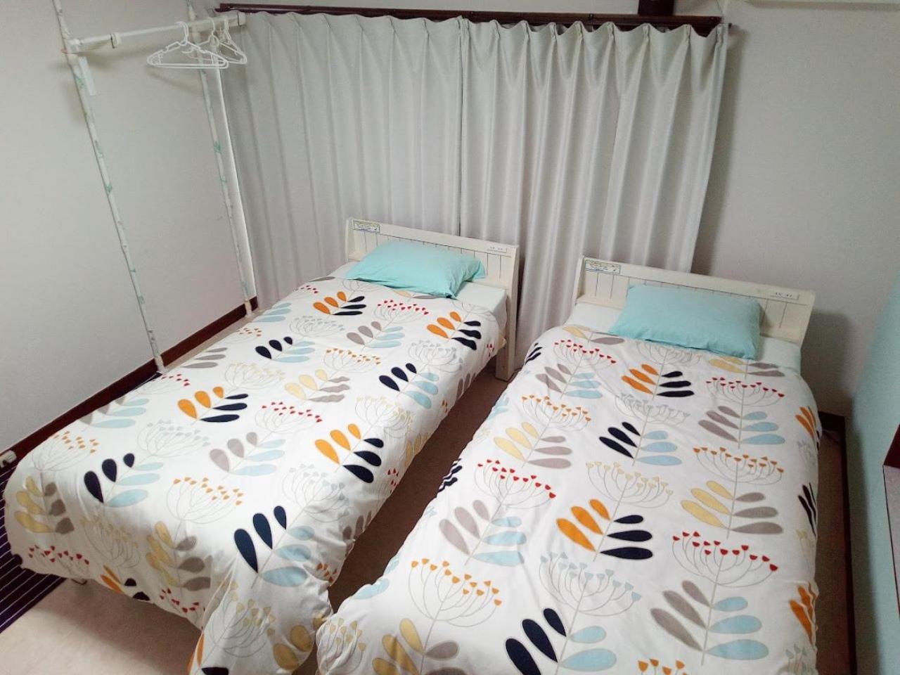Budget Double Room - Photo 8
