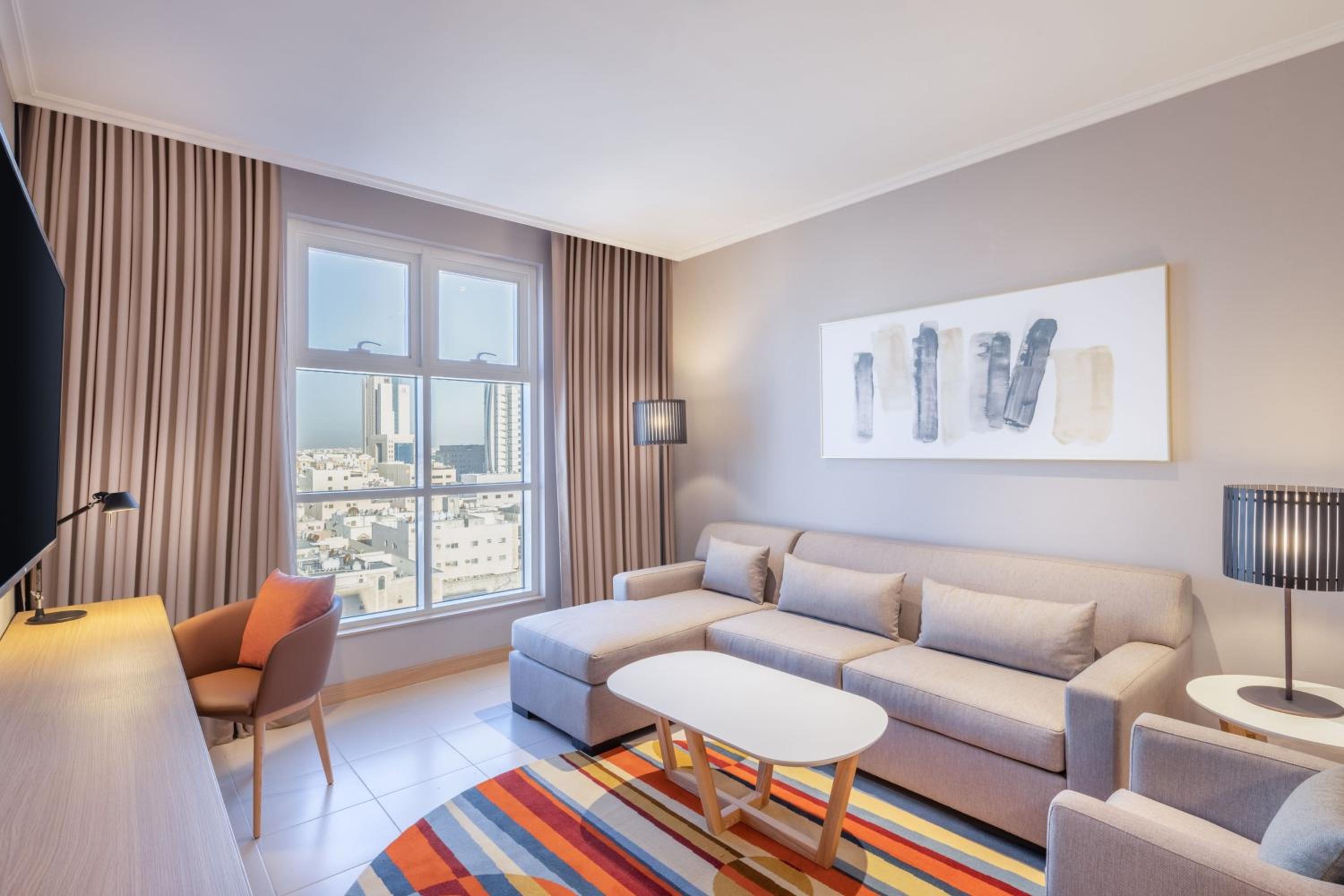 Three-Bedroom Suite - Photo 6