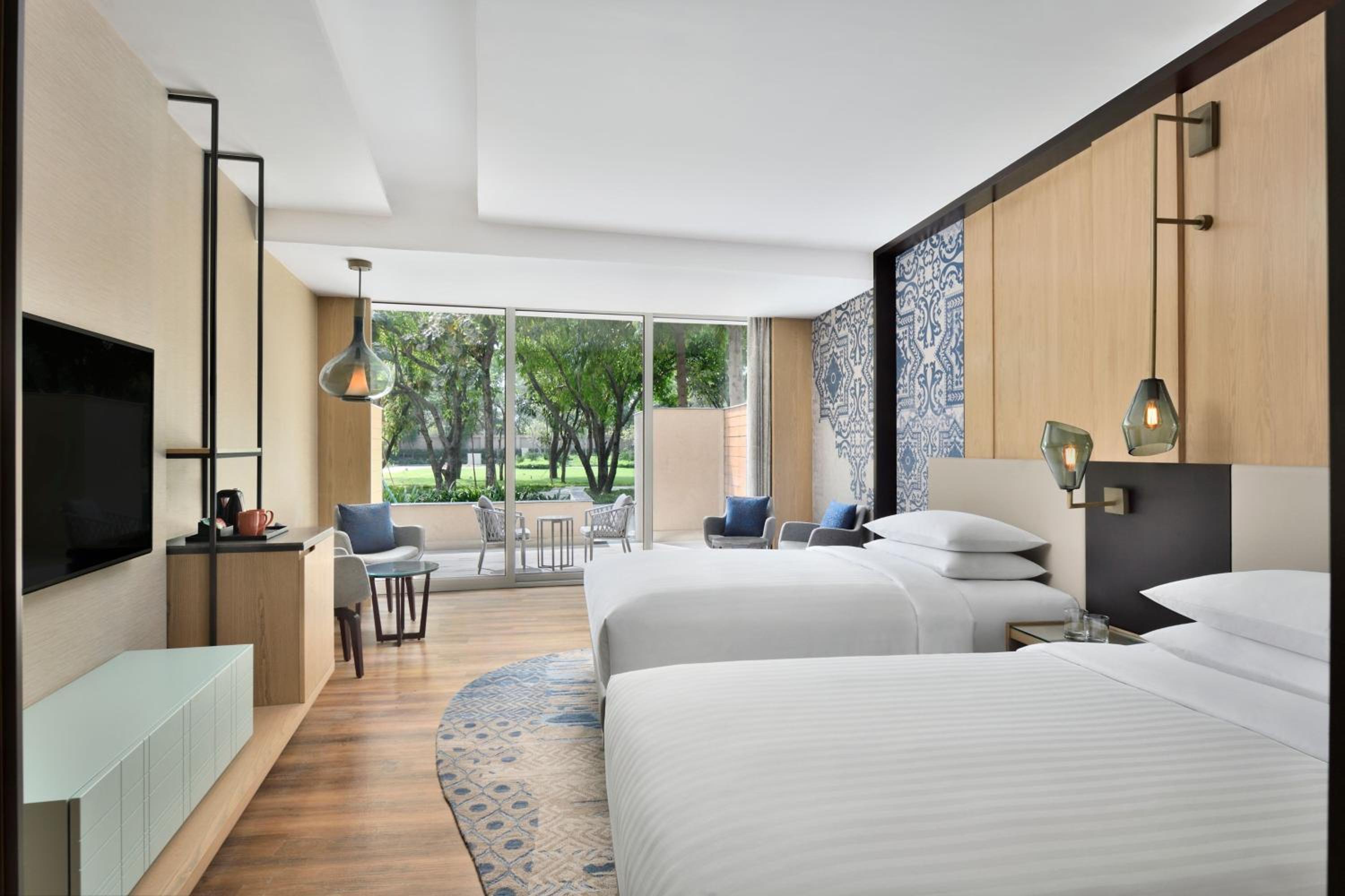 Premium Twin Room with Balcony