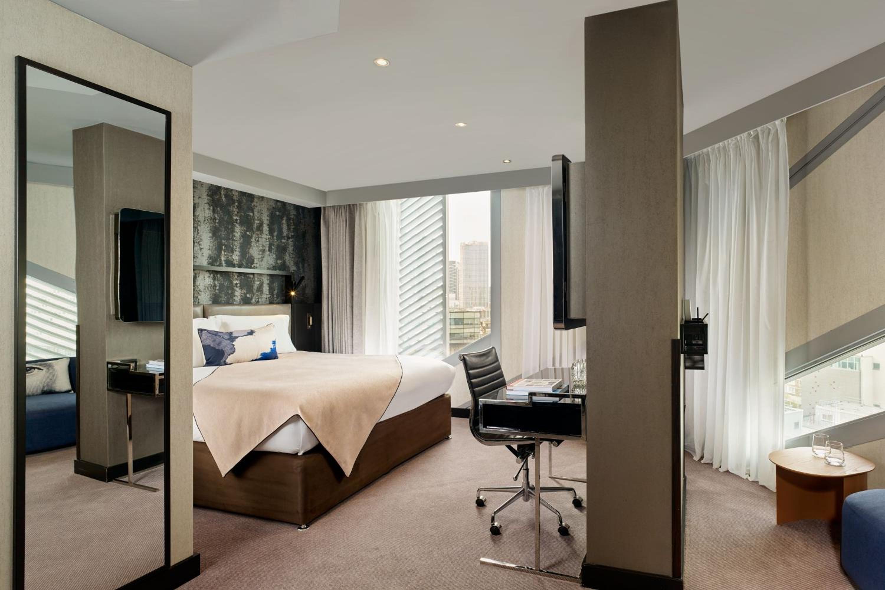 Junior Suite Dreams, Junior Suite, 1 King, Sofa bed
