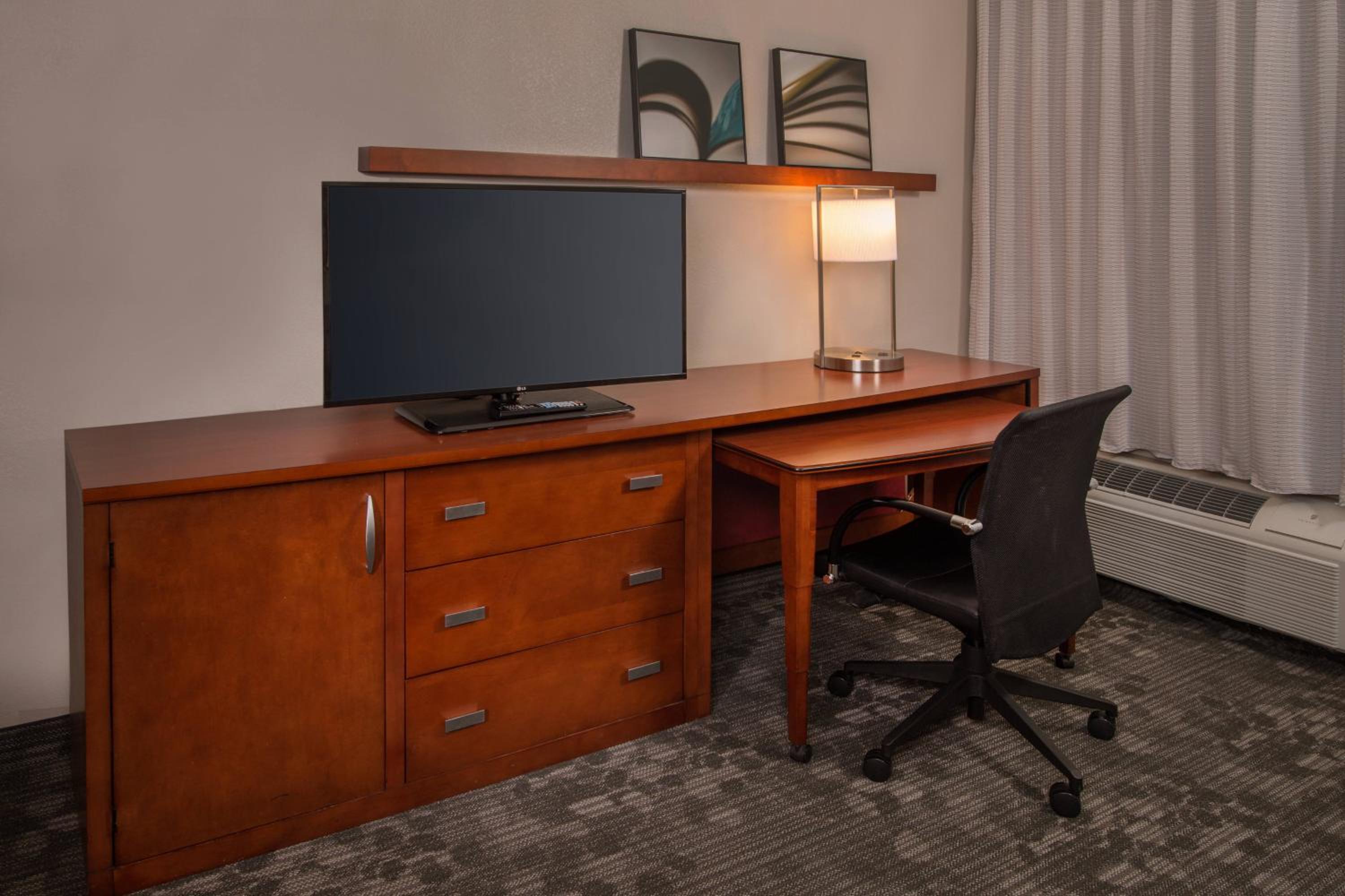 King Suite with Sofa Bed - Photo 3
