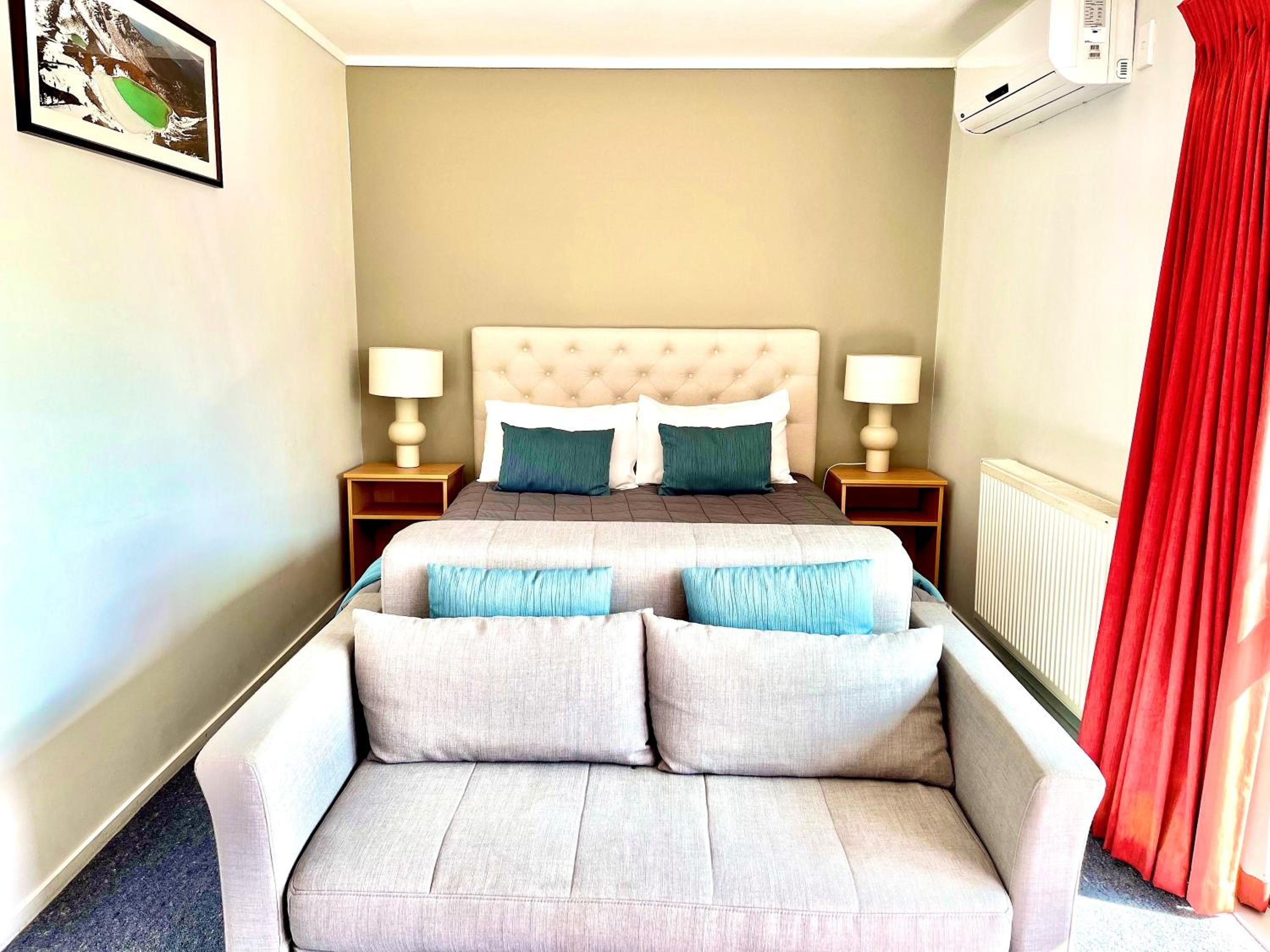 One-Bedroom Family Apartment - Photo 4