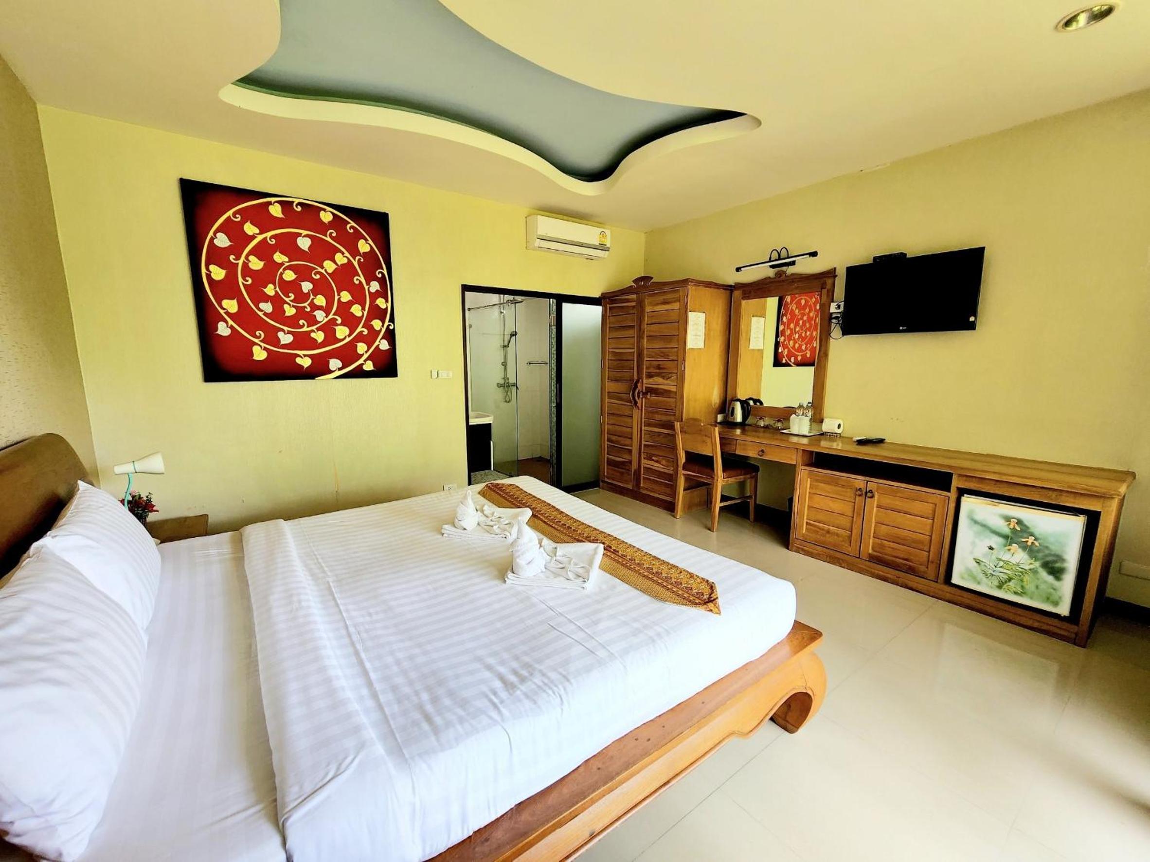 Deluxe Double or Twin Room