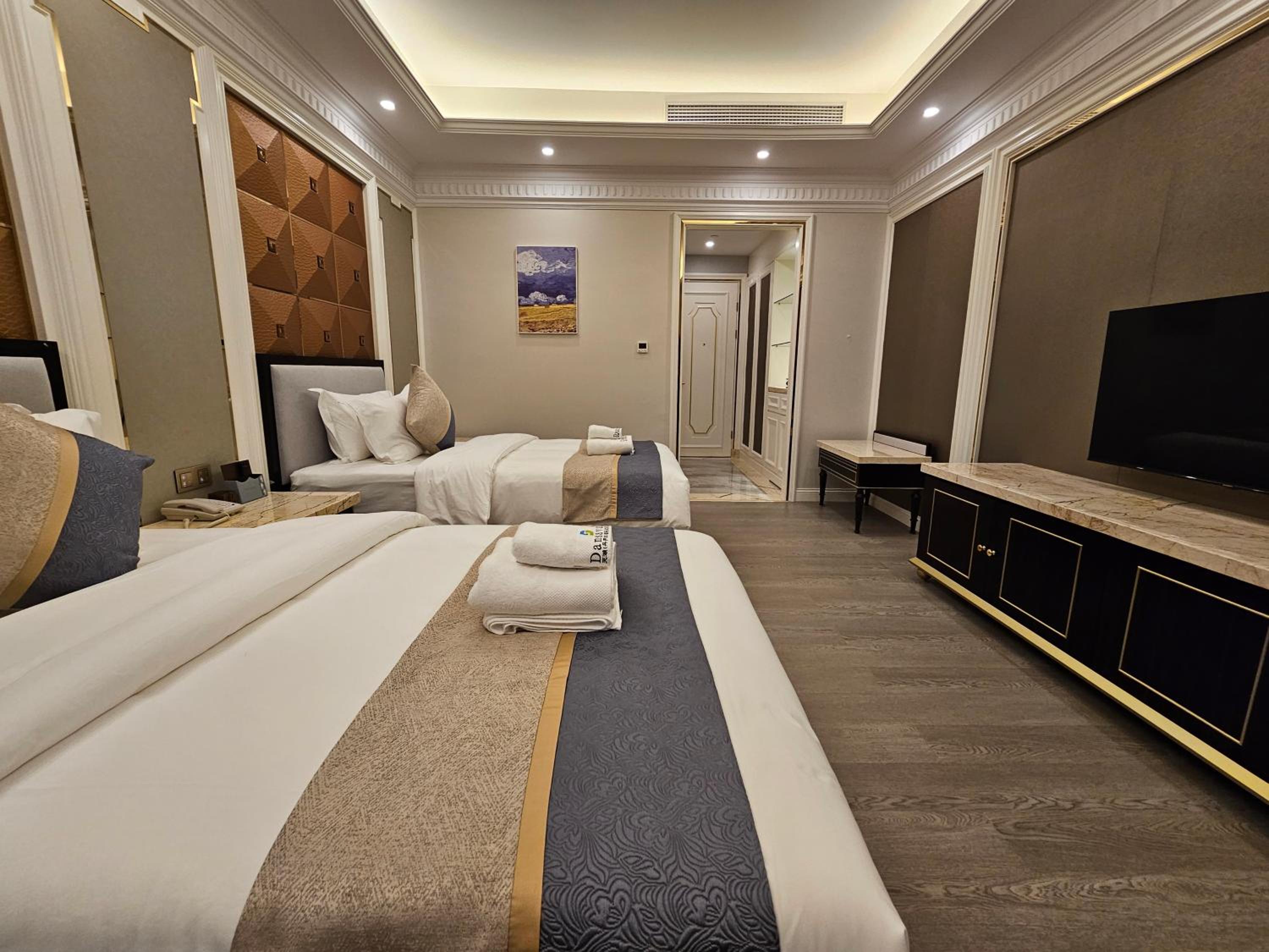 Standard Twin Room photo 3
