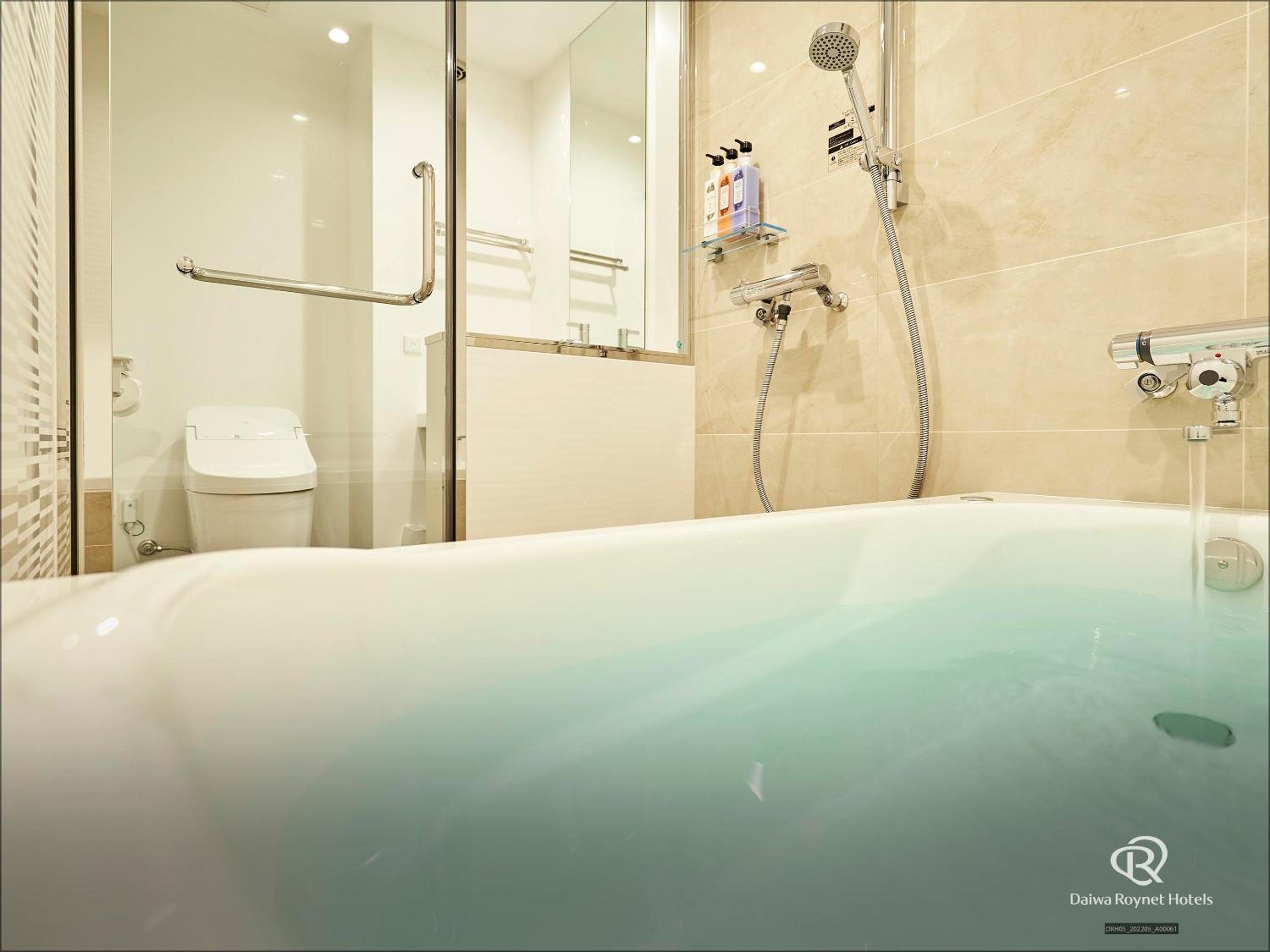 Moderate Double Room - Non-Smoking  - Photo 6