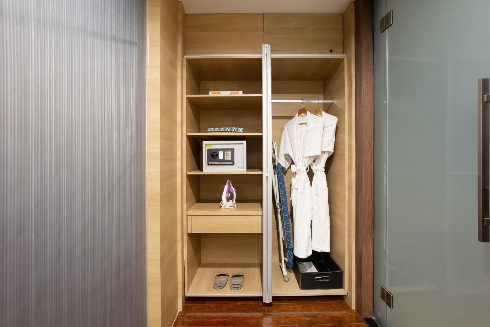 Harper Suite photo 3
