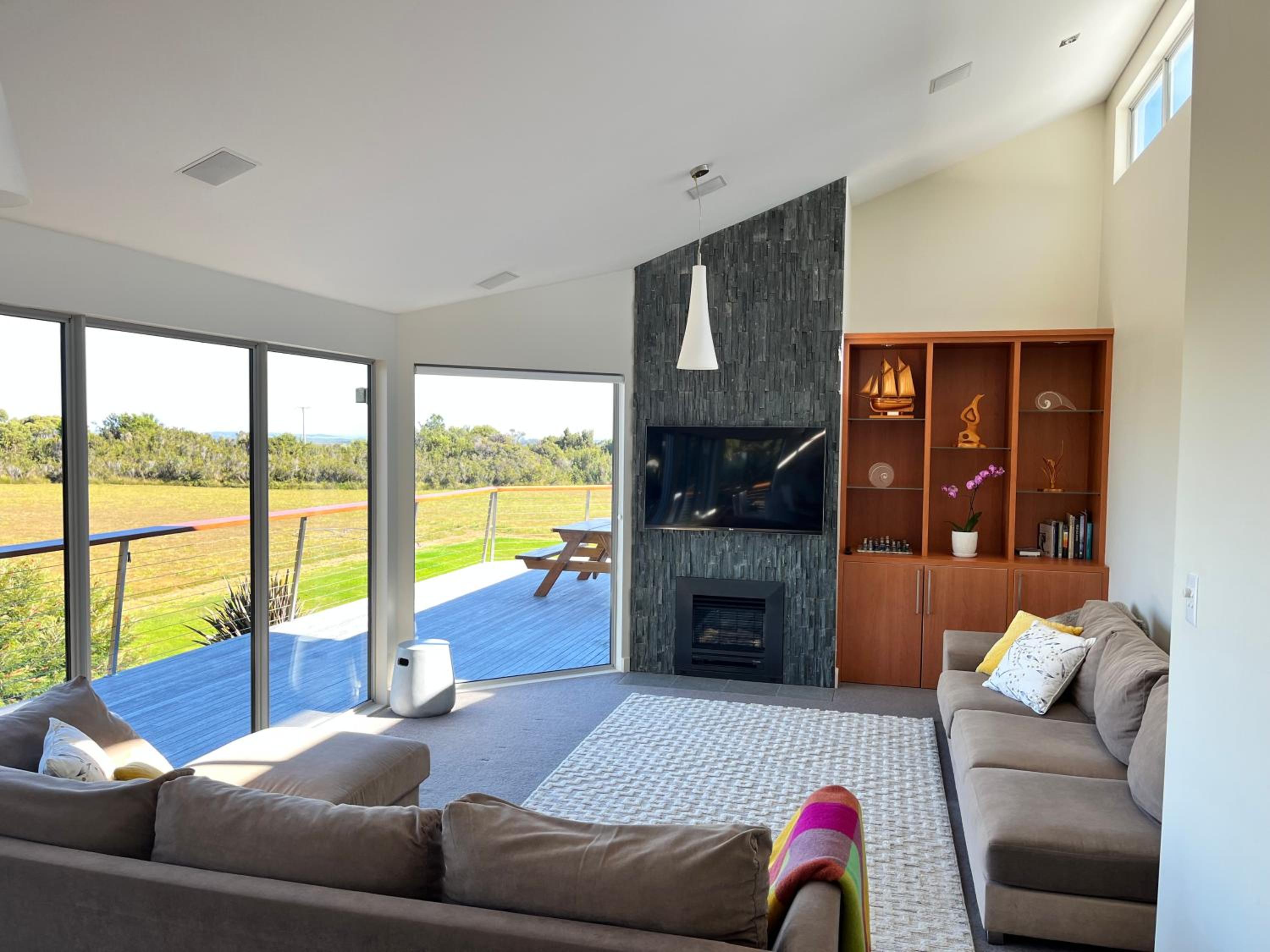 Four-Bedroom House photo 2