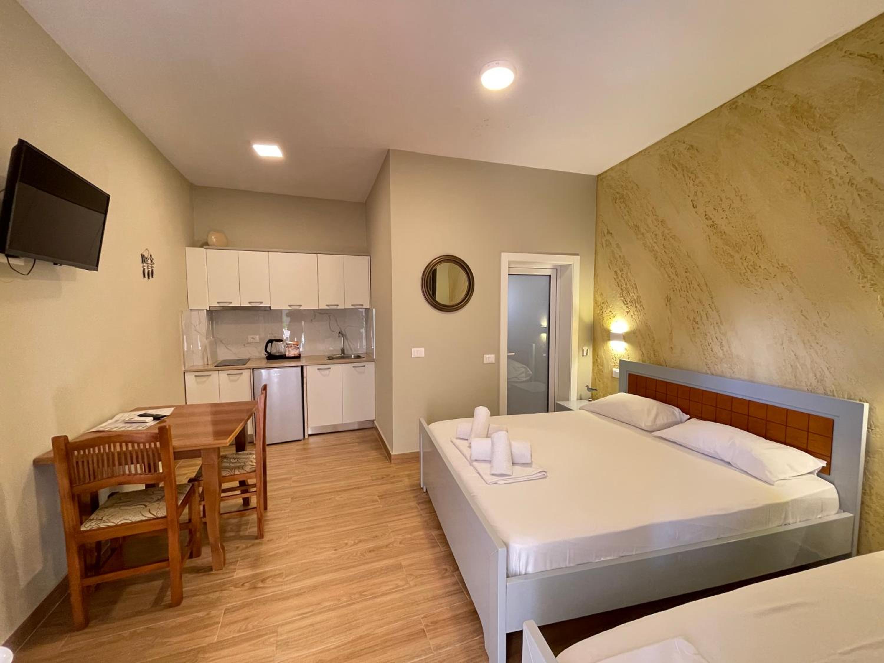 Triple Room with Balcony