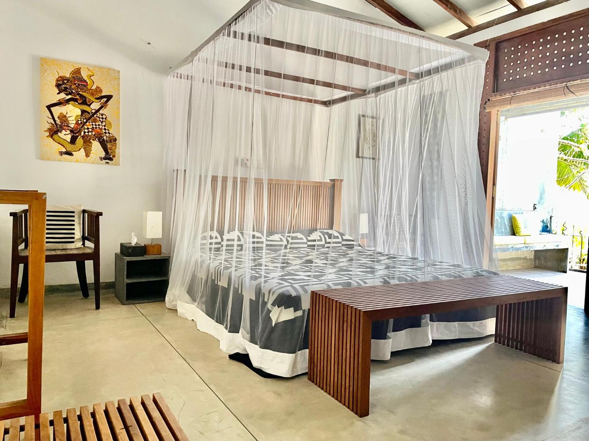 Deluxe Double Room with Balcony and Sea View (Room 2)