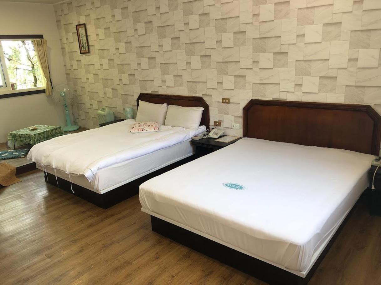 Standard Double Room - Photo 5
