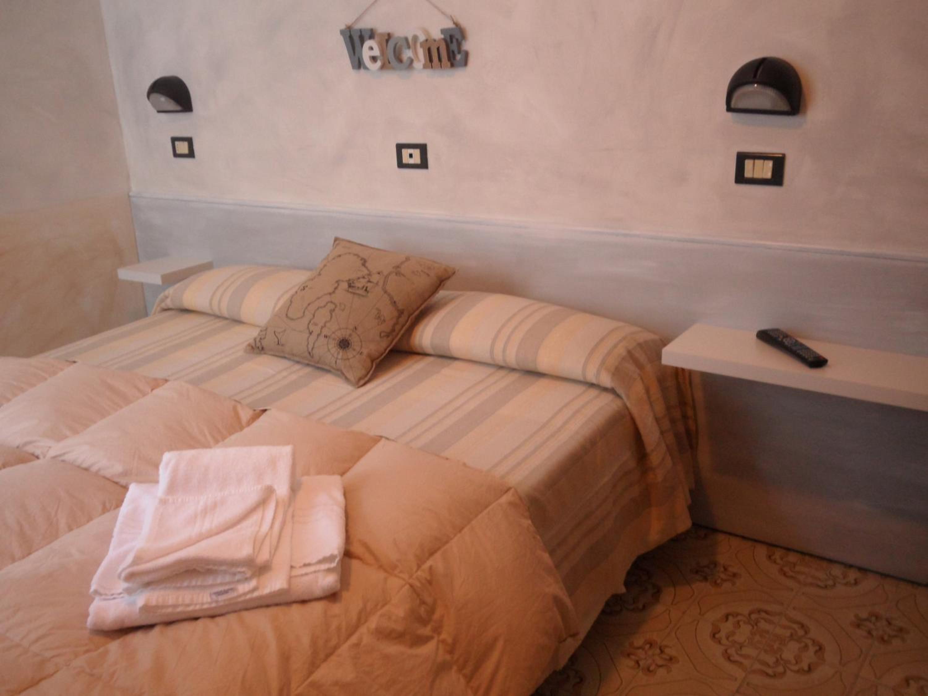 Standard Double Room photo 2