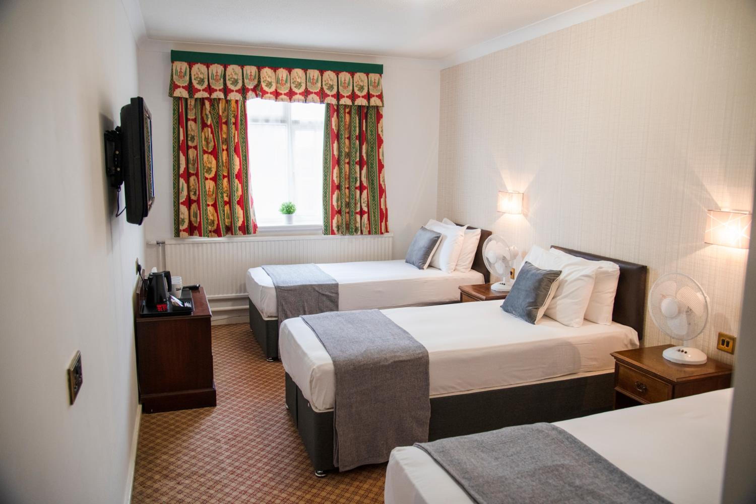 Triple Room - Photo 1