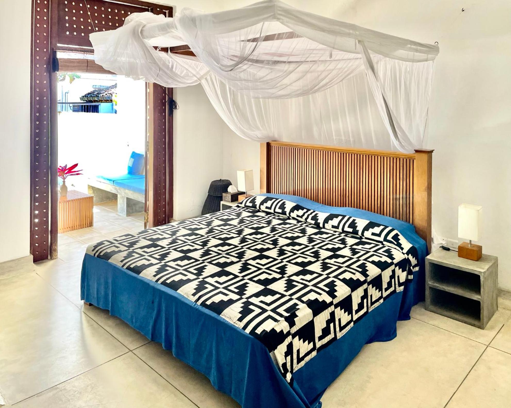 Double Room with Balcony and Sea View (Room 3)