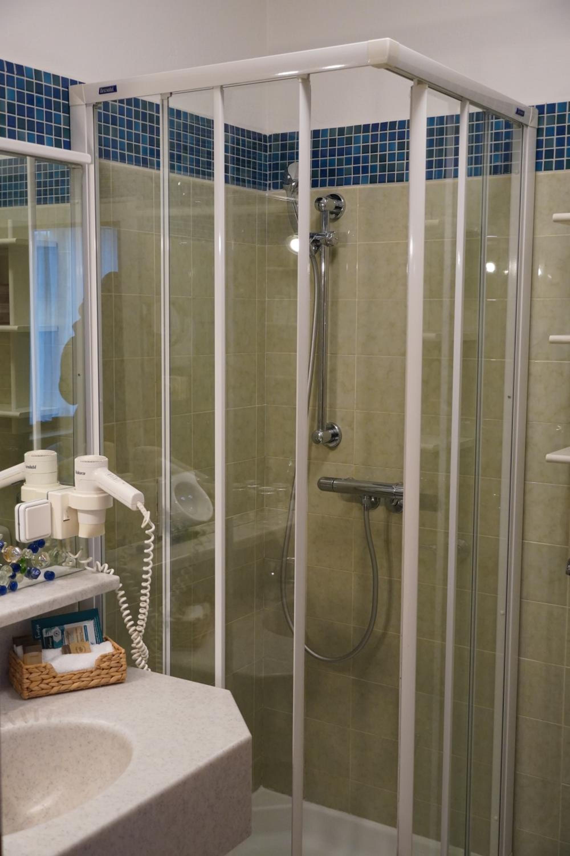 Double Room with Balcony photo 3