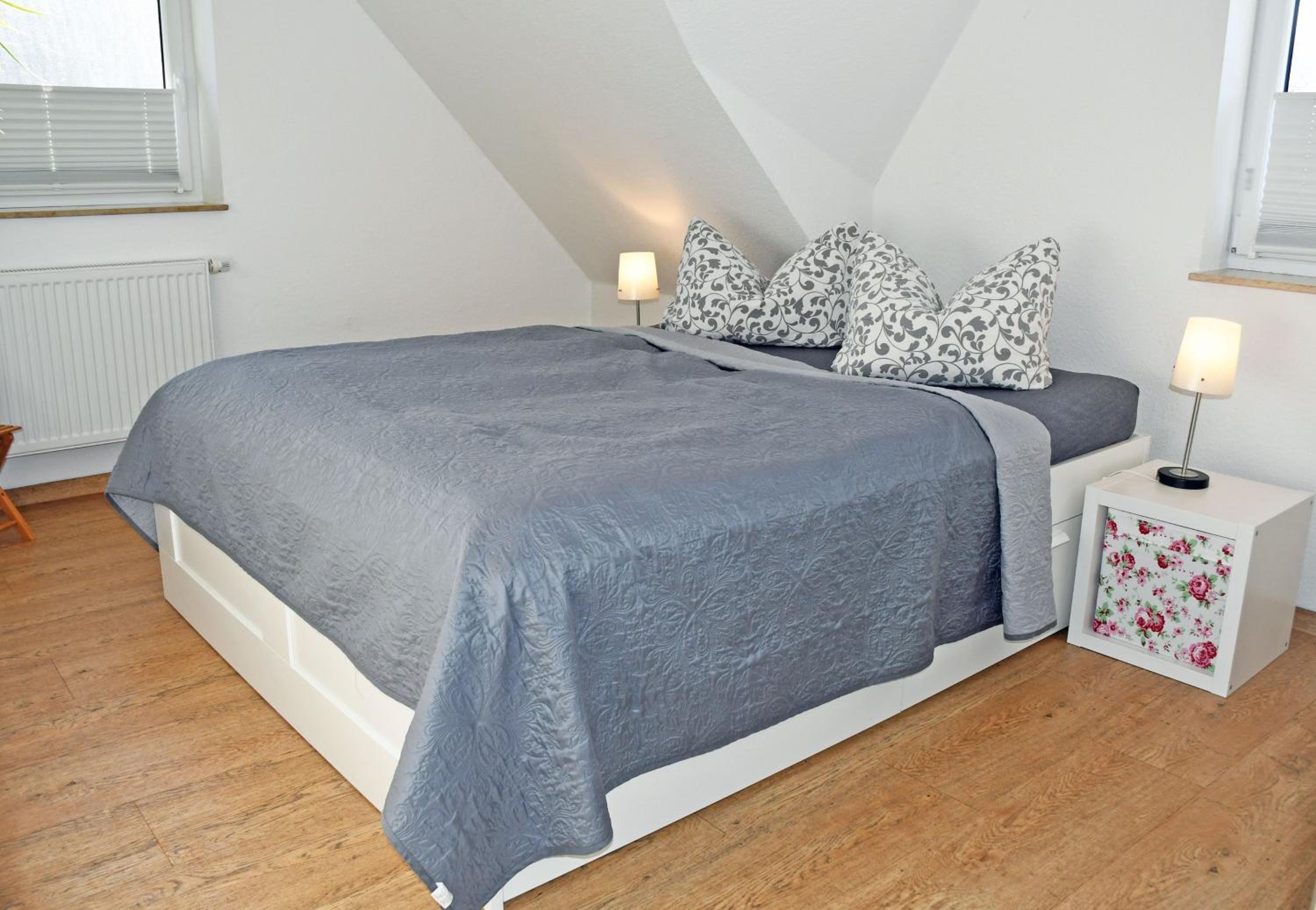 Apartment with Balcony photo 1