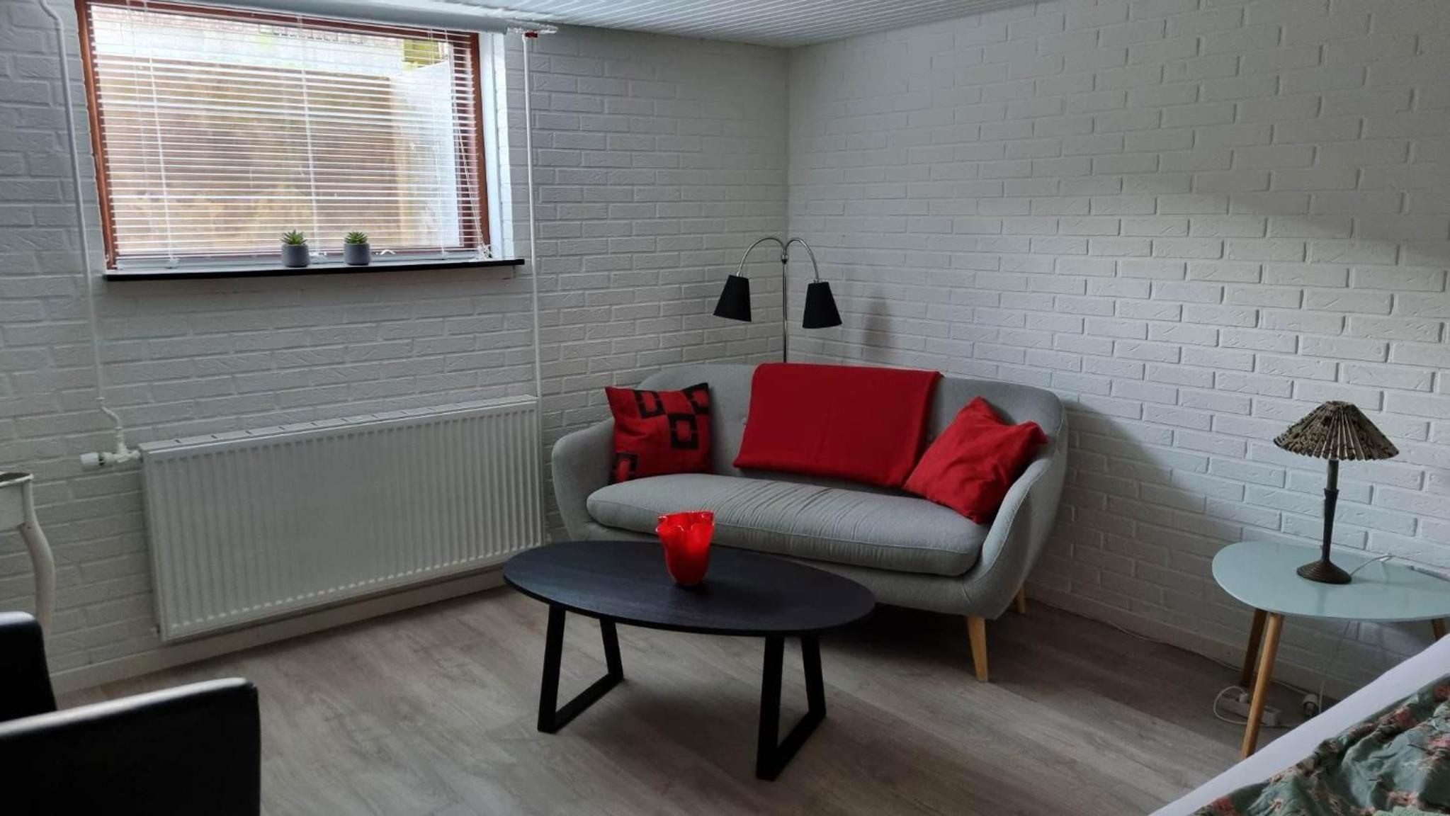 Standard Family Room photo 1