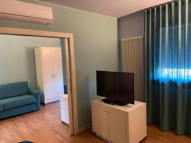 Suite - Photo 8