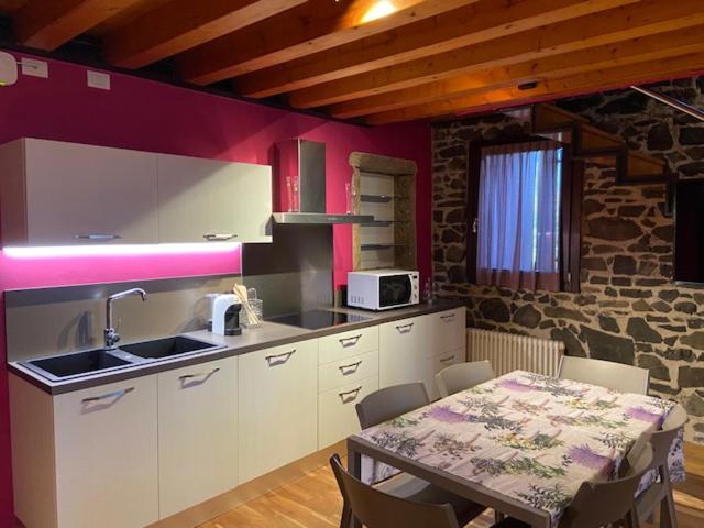 Apartment - Split Level - Photo 6