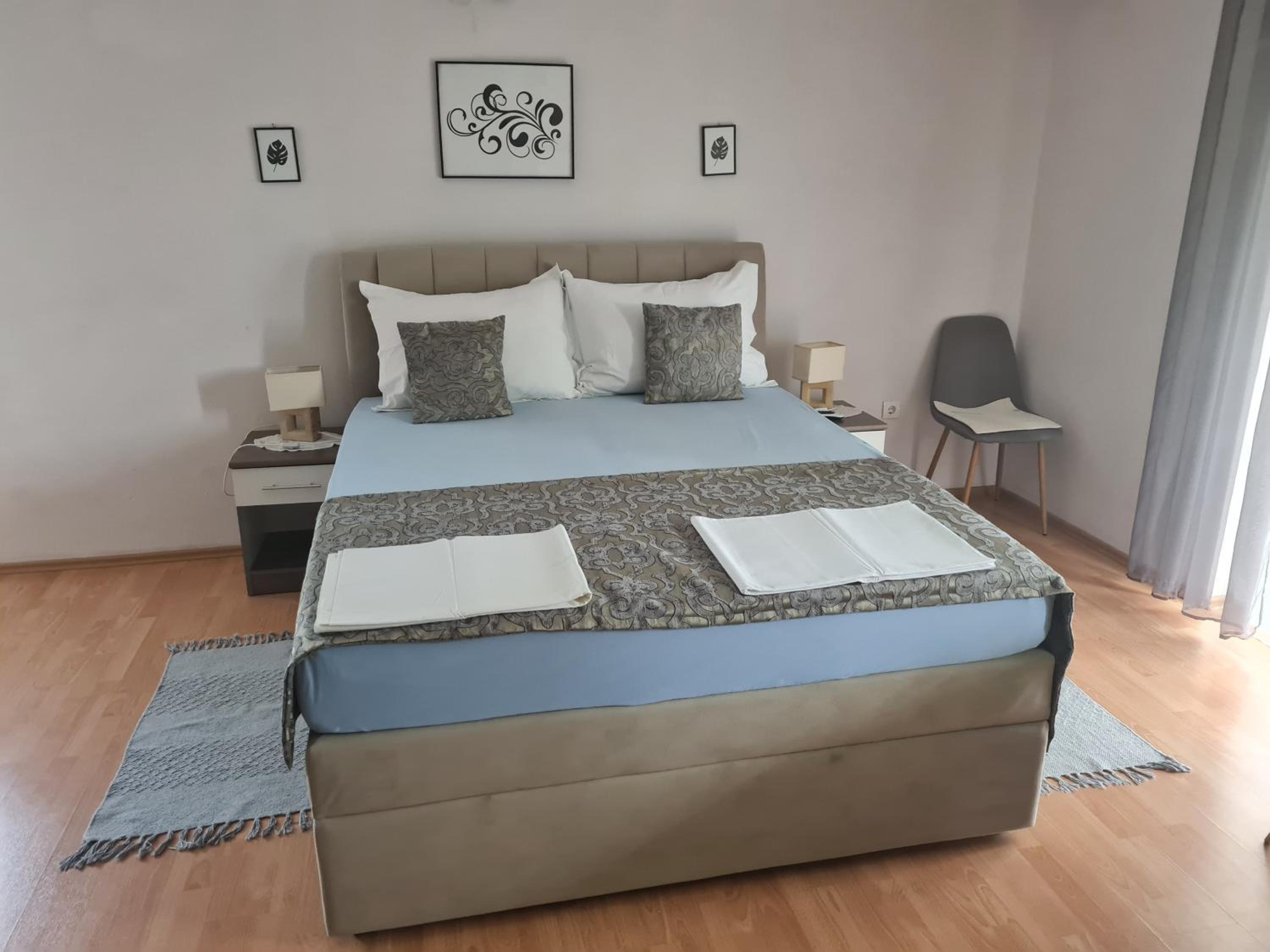 Apartment - Photo 9