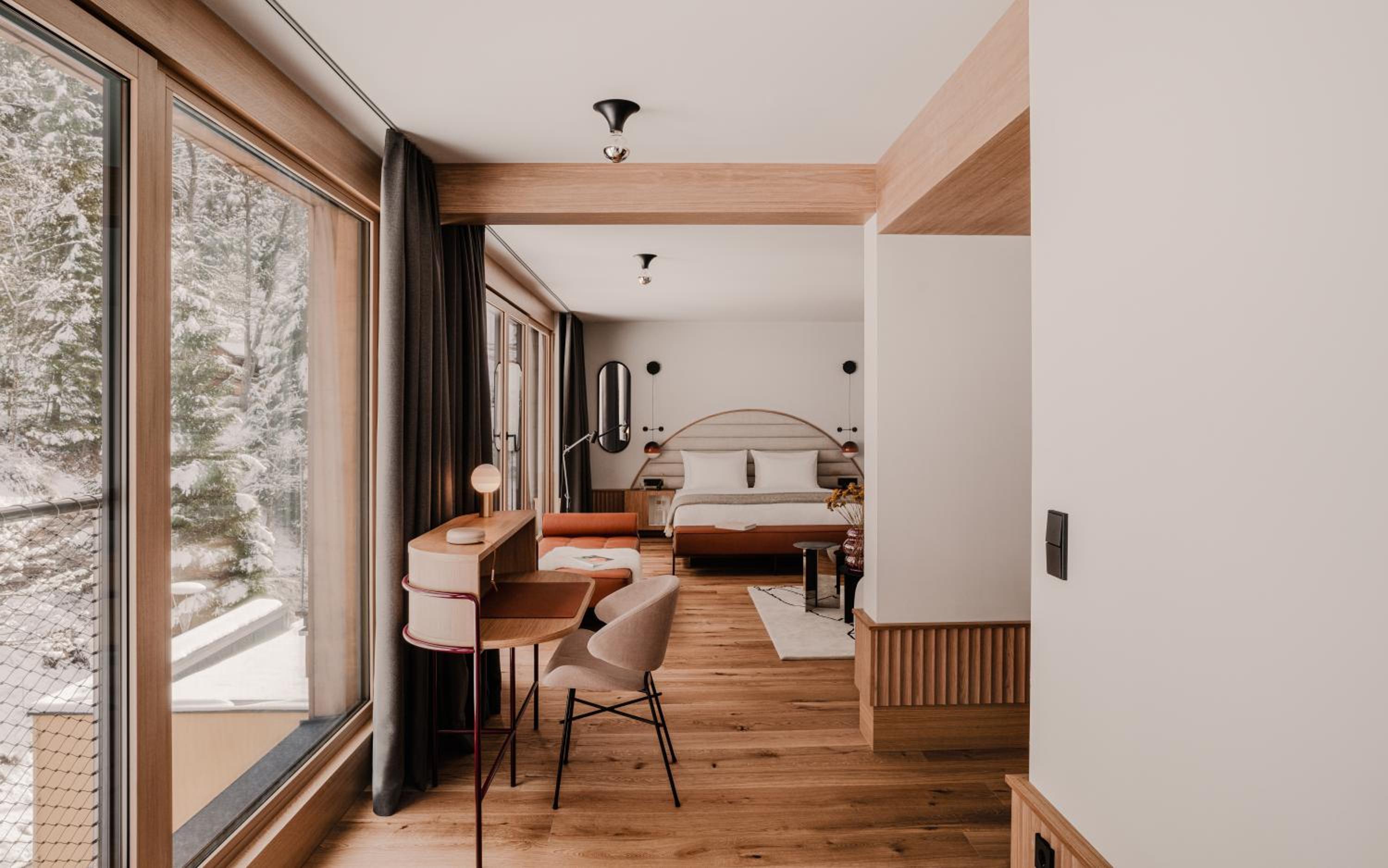 Deluxe Suite