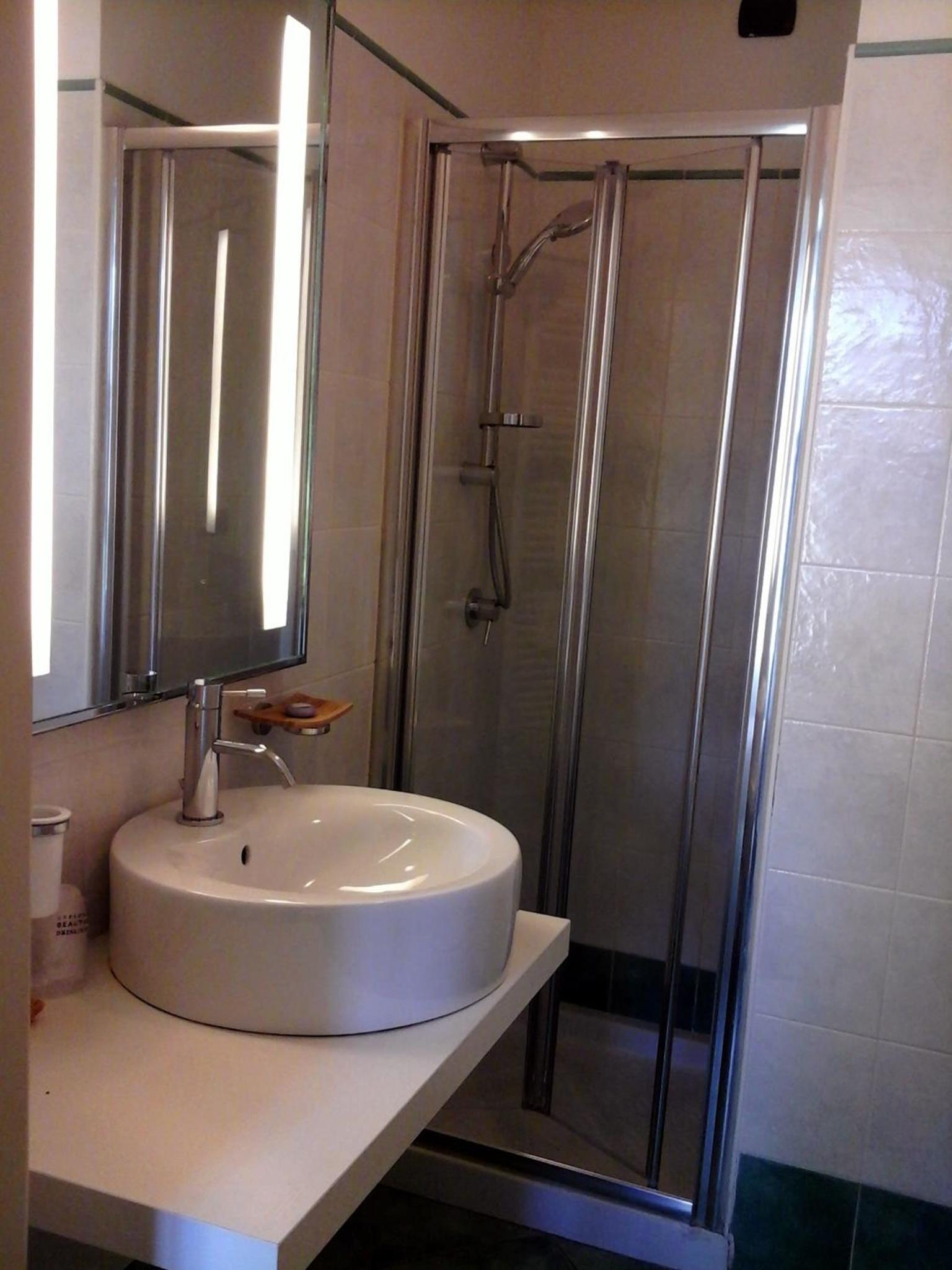 Superior Double or Twin Room - Photo 4