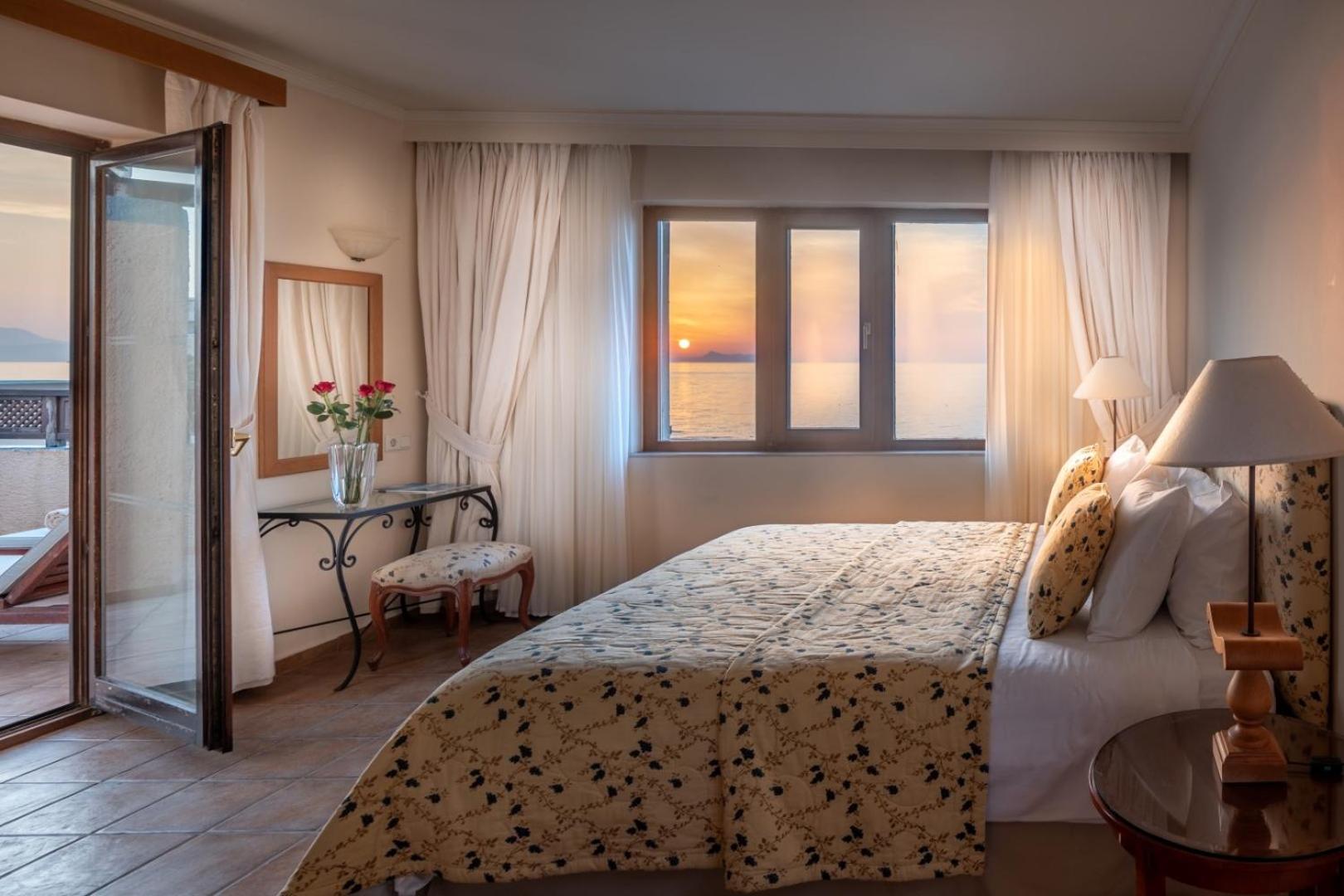 Μythica Two Bedroom Family Suite - Photo 1
