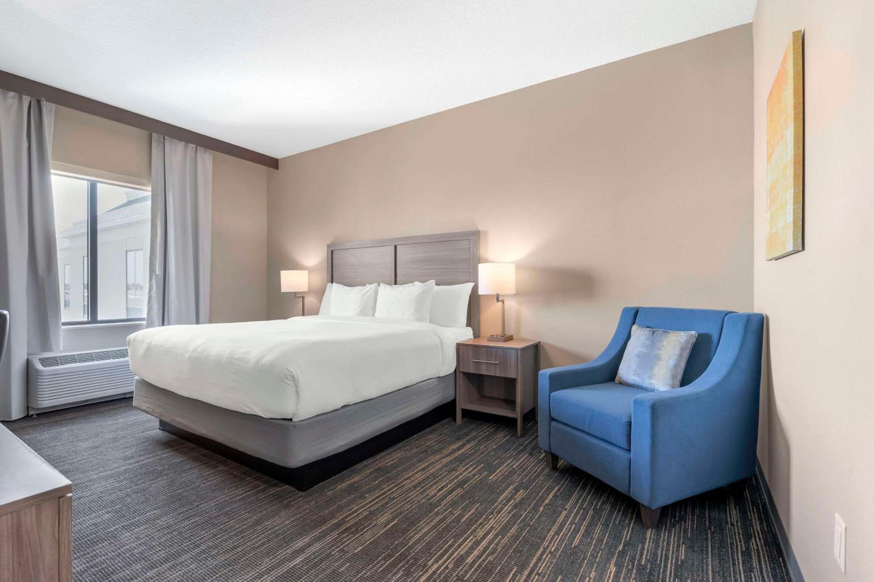 Triple King Suite ADA