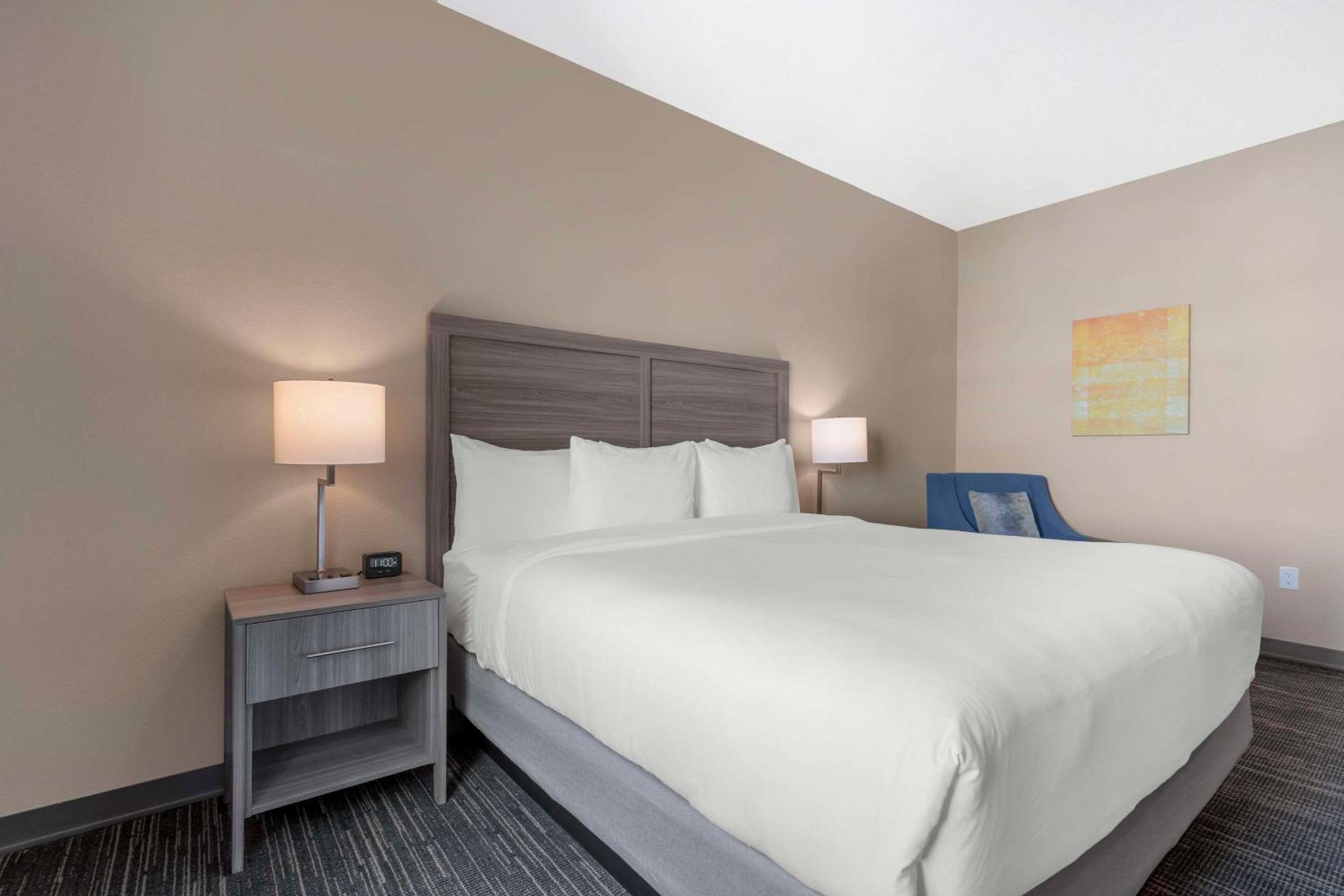 Triple King Suite ADA
