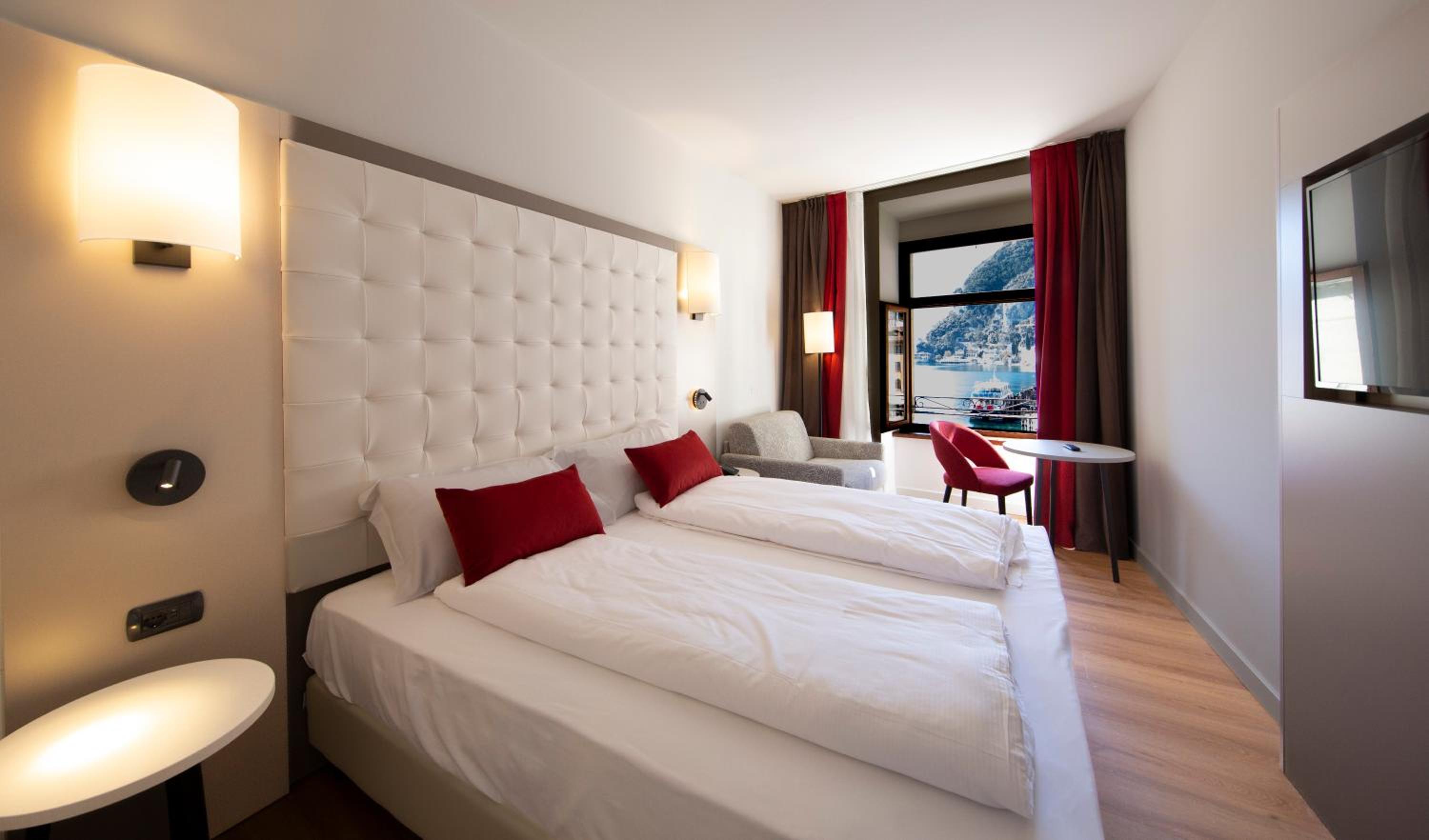 Doppelzimmer mit Seeblick