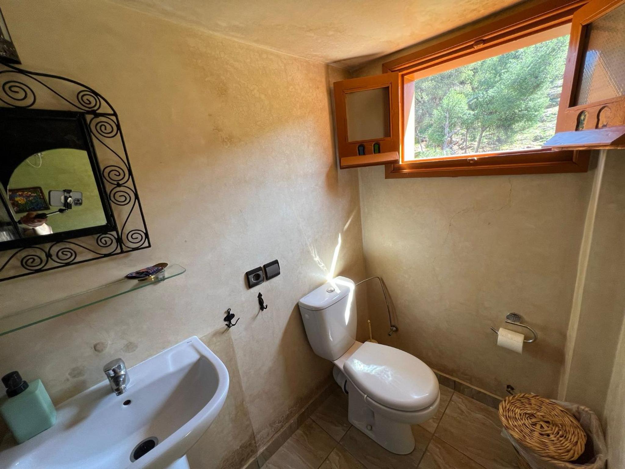 Double Room - Photo 10