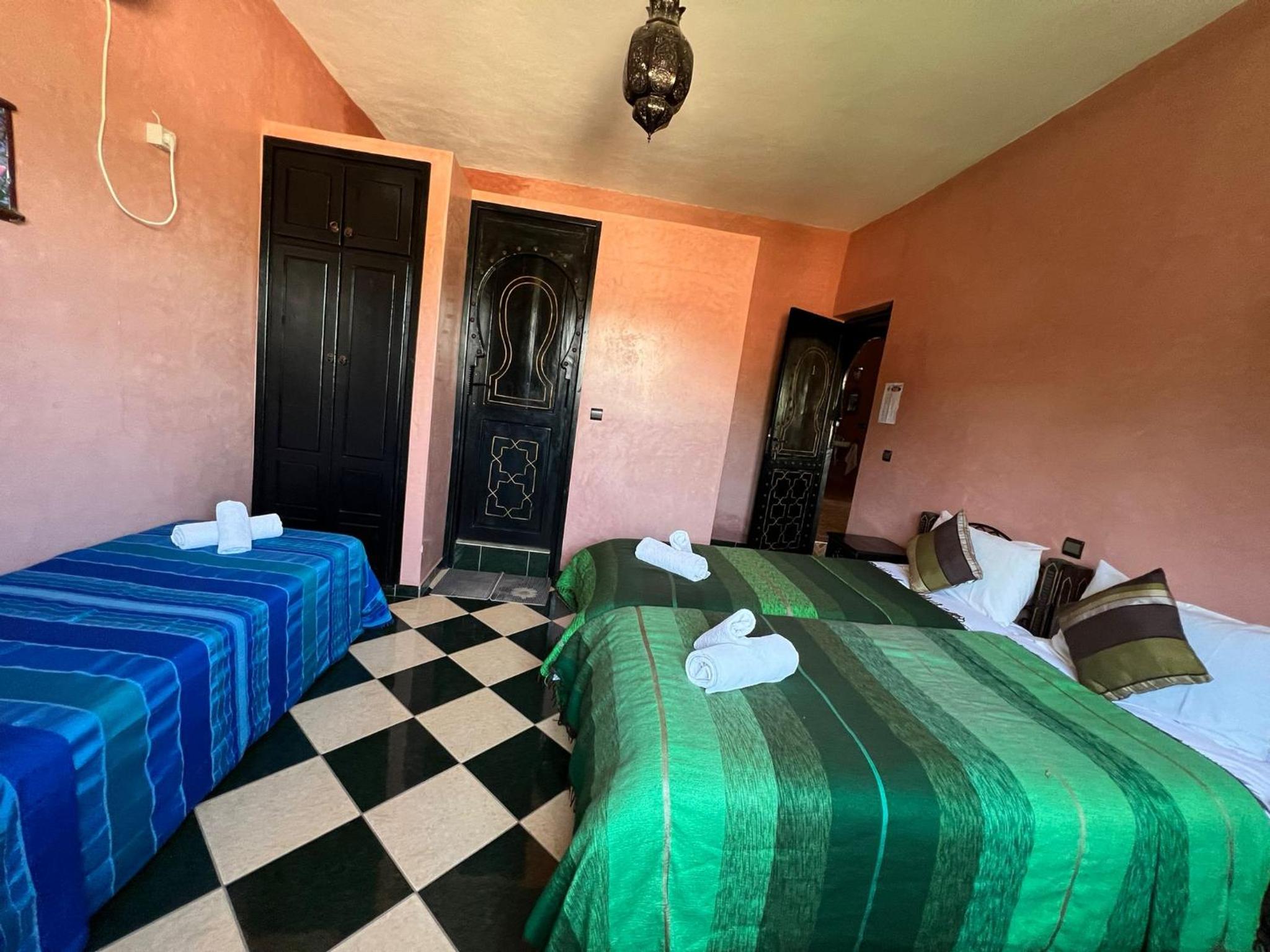 Triple Room - Photo 9