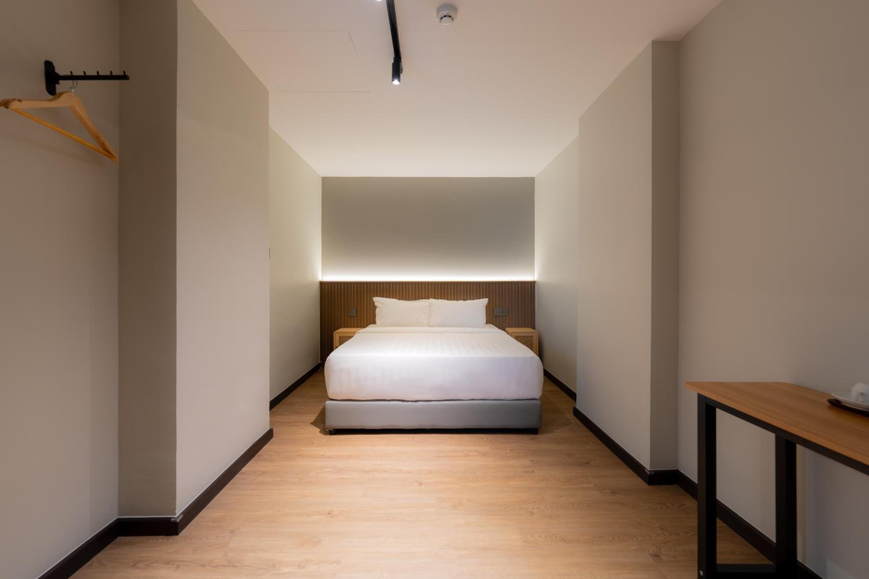 Two-Bedroom Suite - Photo 5