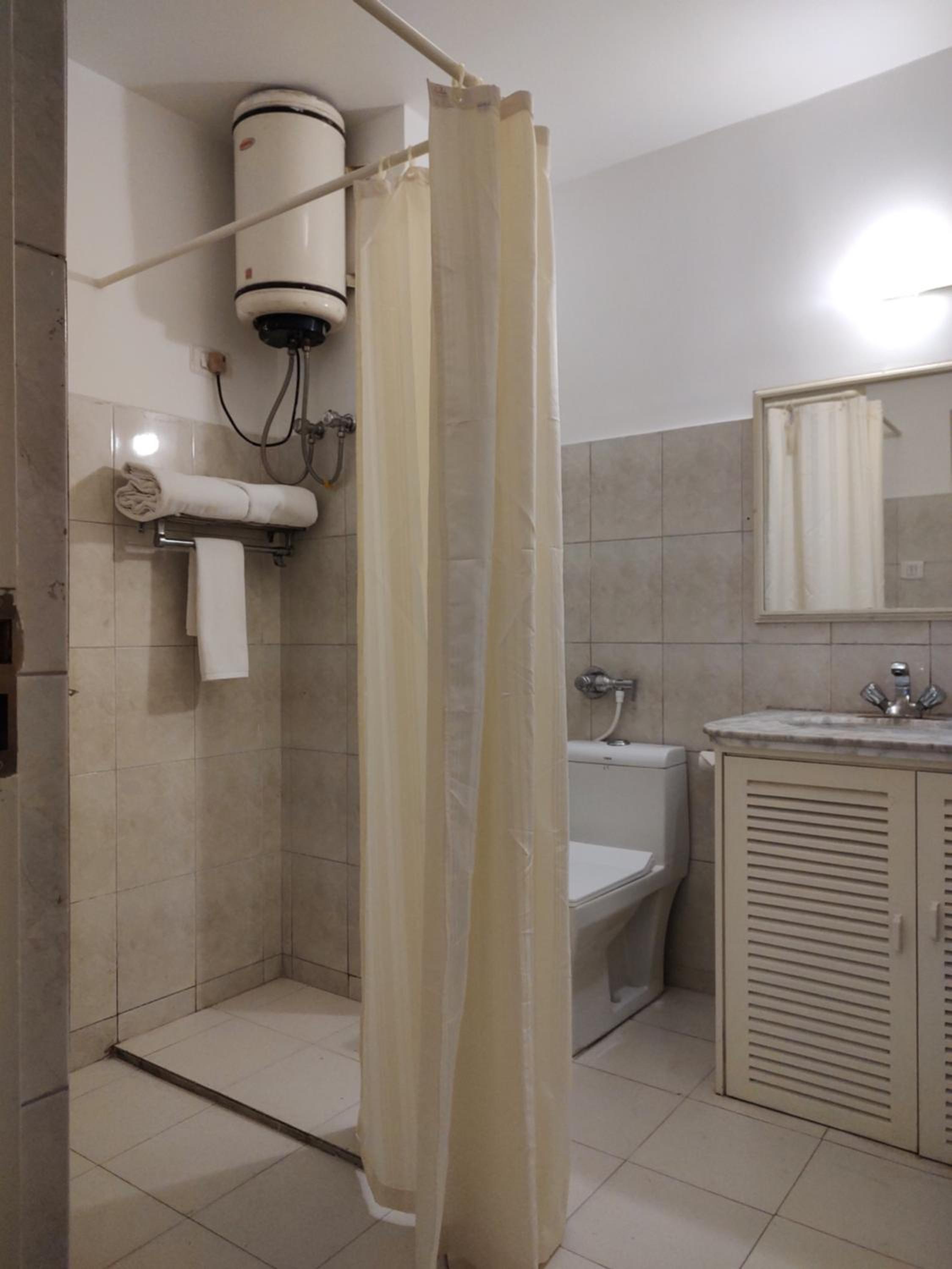 Deluxe Room - Photo 11