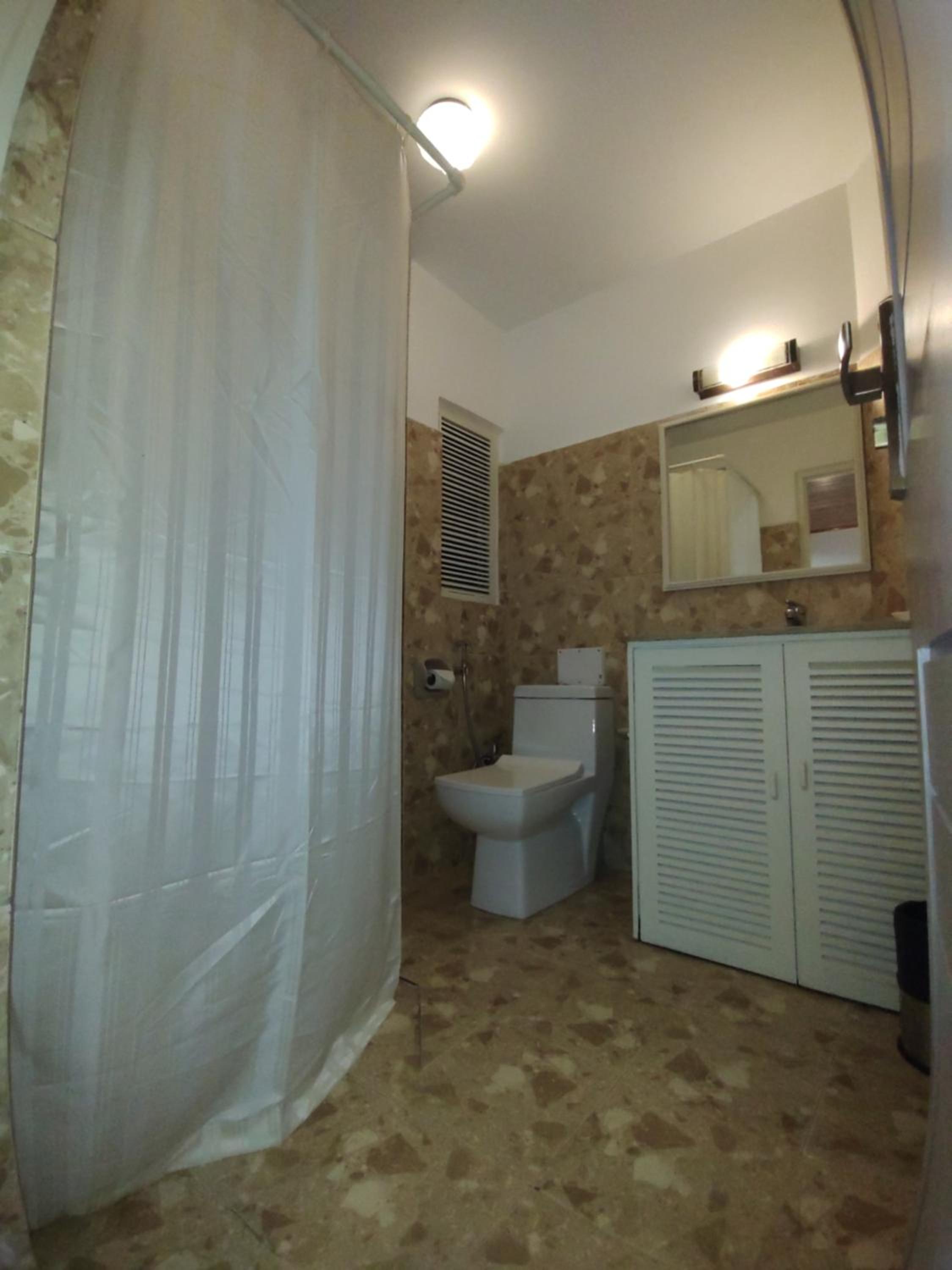 Large Double Room photo 3