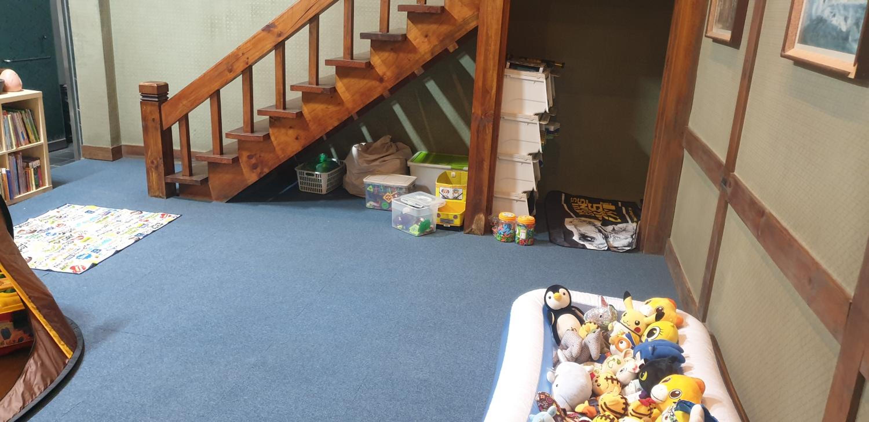 Family Room - Photo 14