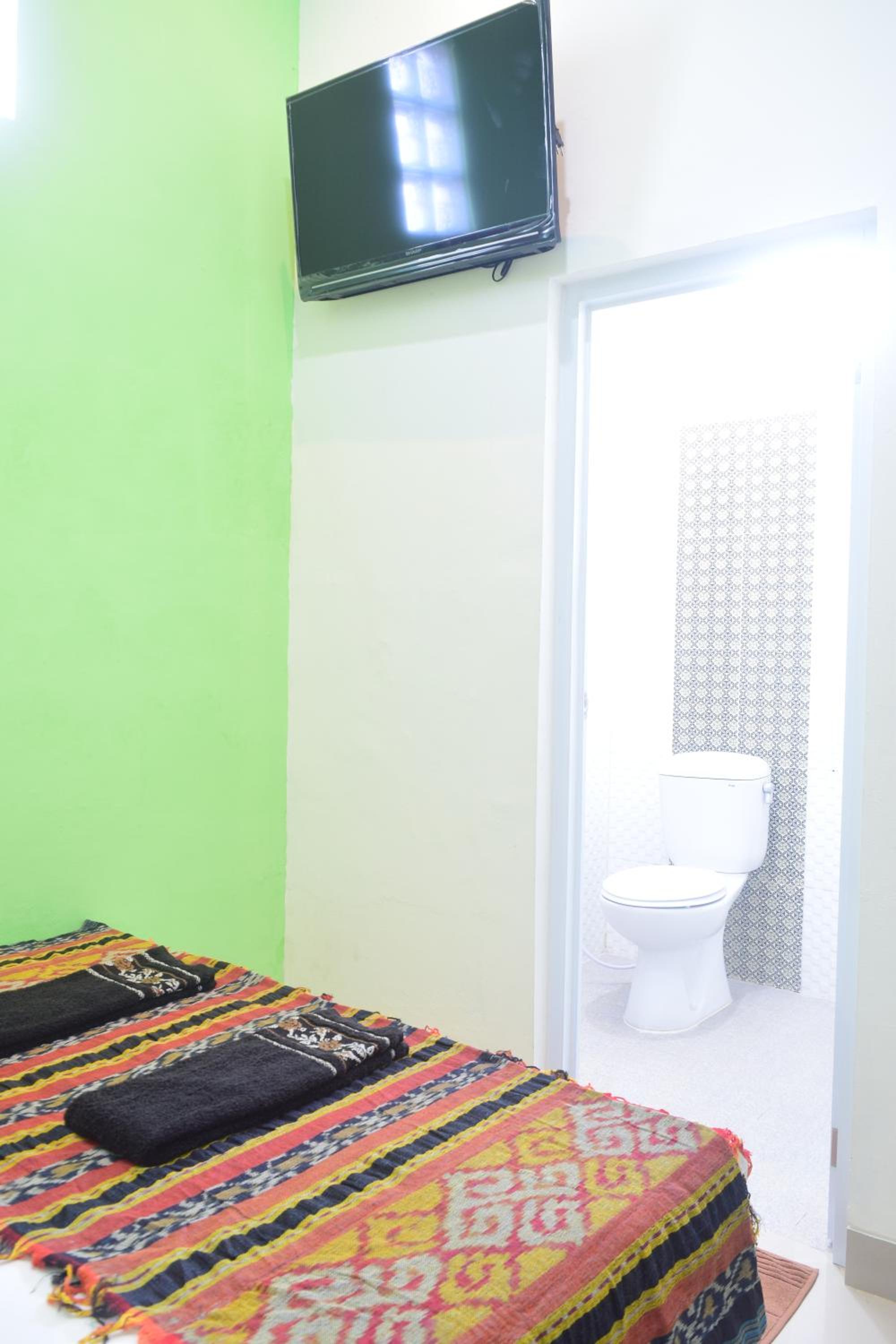 Deluxe Room - Photo 7