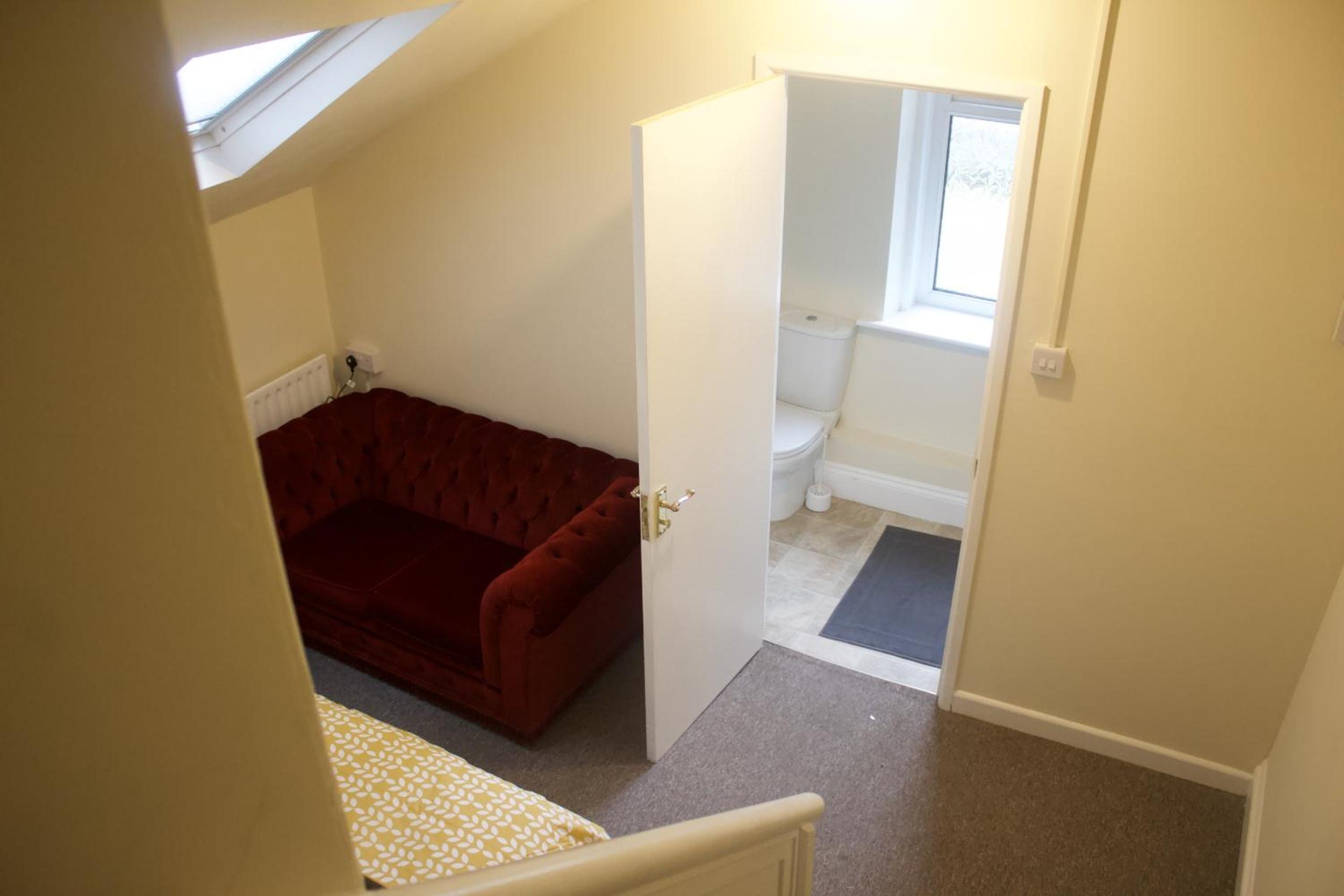 Deluxe Family Room photo 2