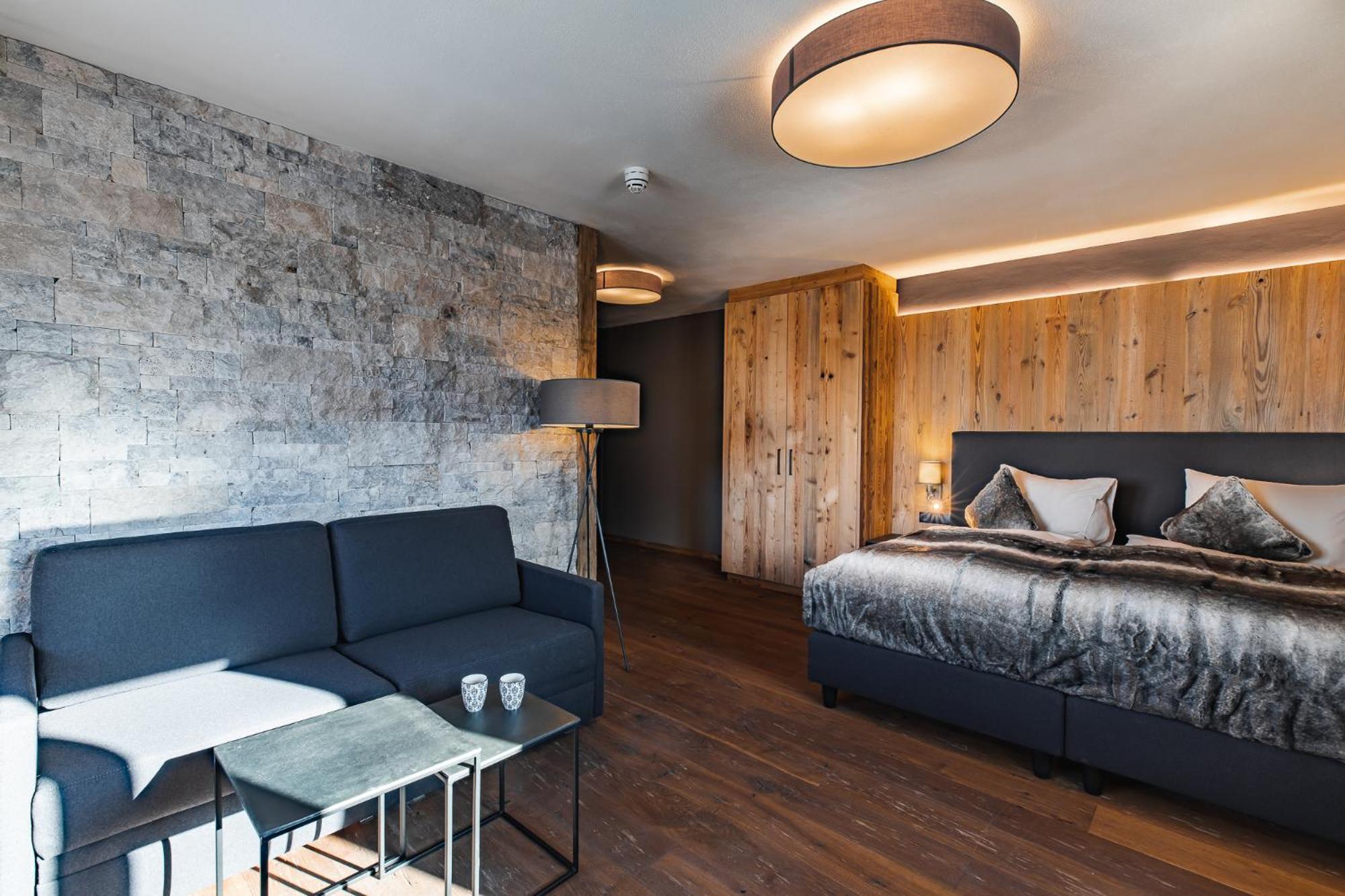 Suite with Spa Bath