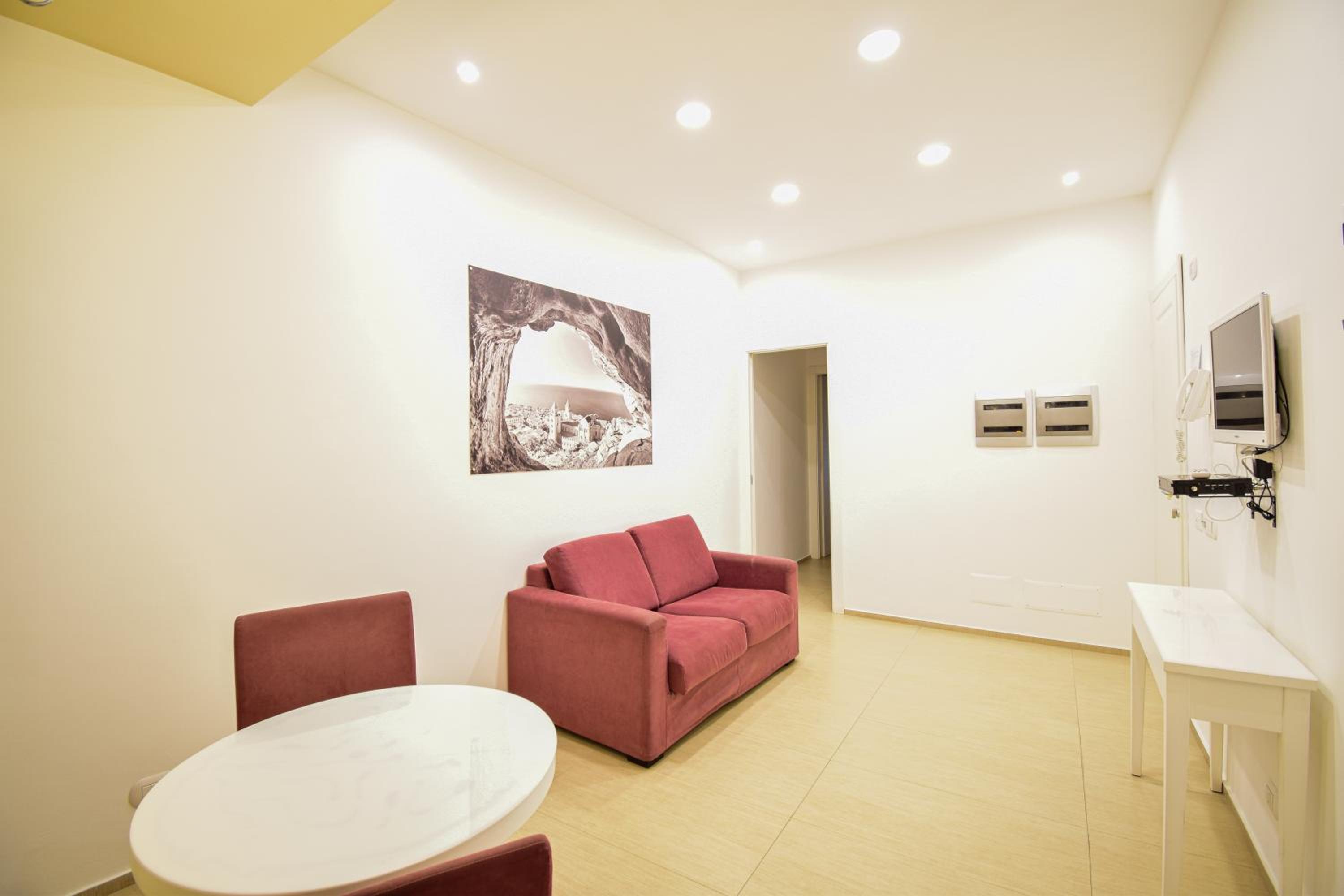 Two-Bedroom Apartment (4 Adults) photo 3