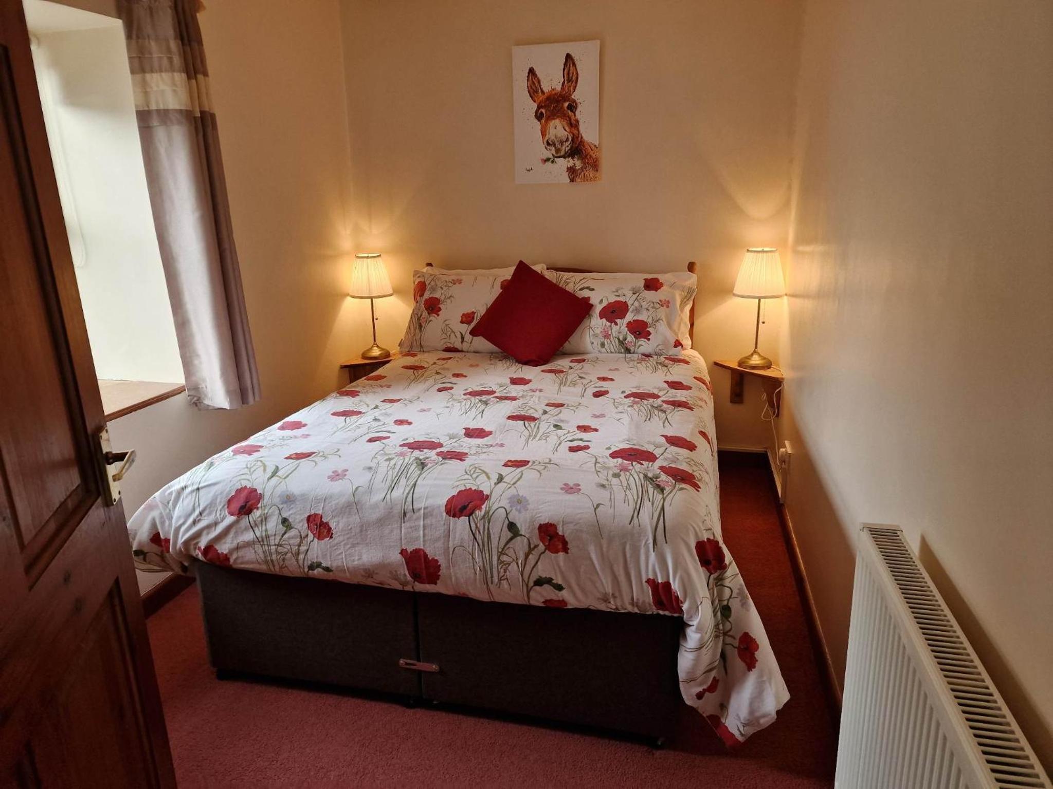 Two-Bedroom House photo 3